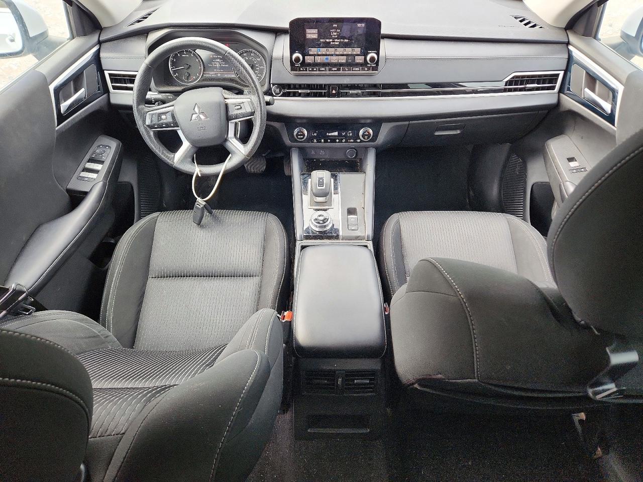 2022 Mitsubishi Outlander Es Белый vin: JA4J4TA81NZ018910