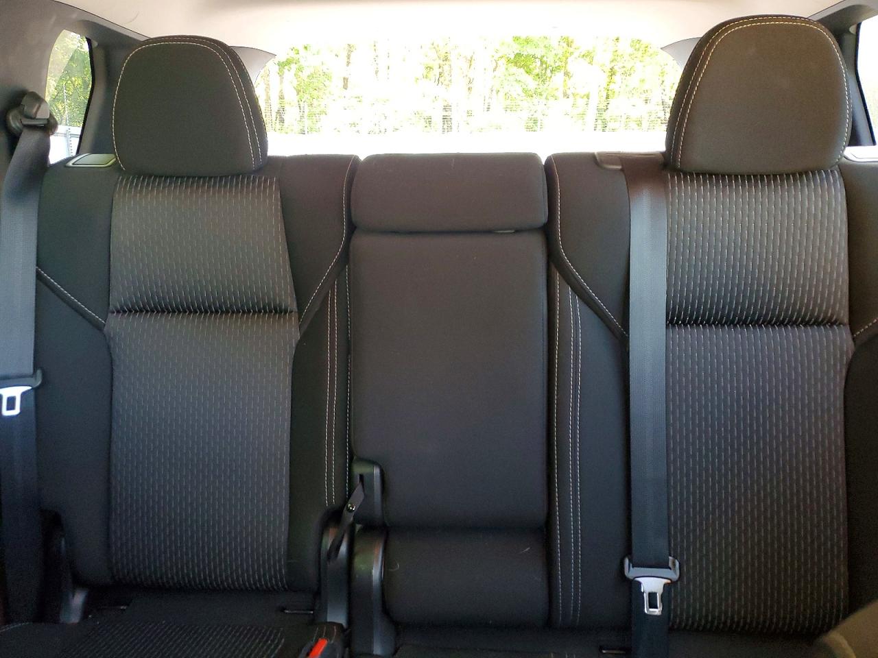 2022 Mitsubishi Outlander Es Silver vin: JA4J4TA82NZ033142