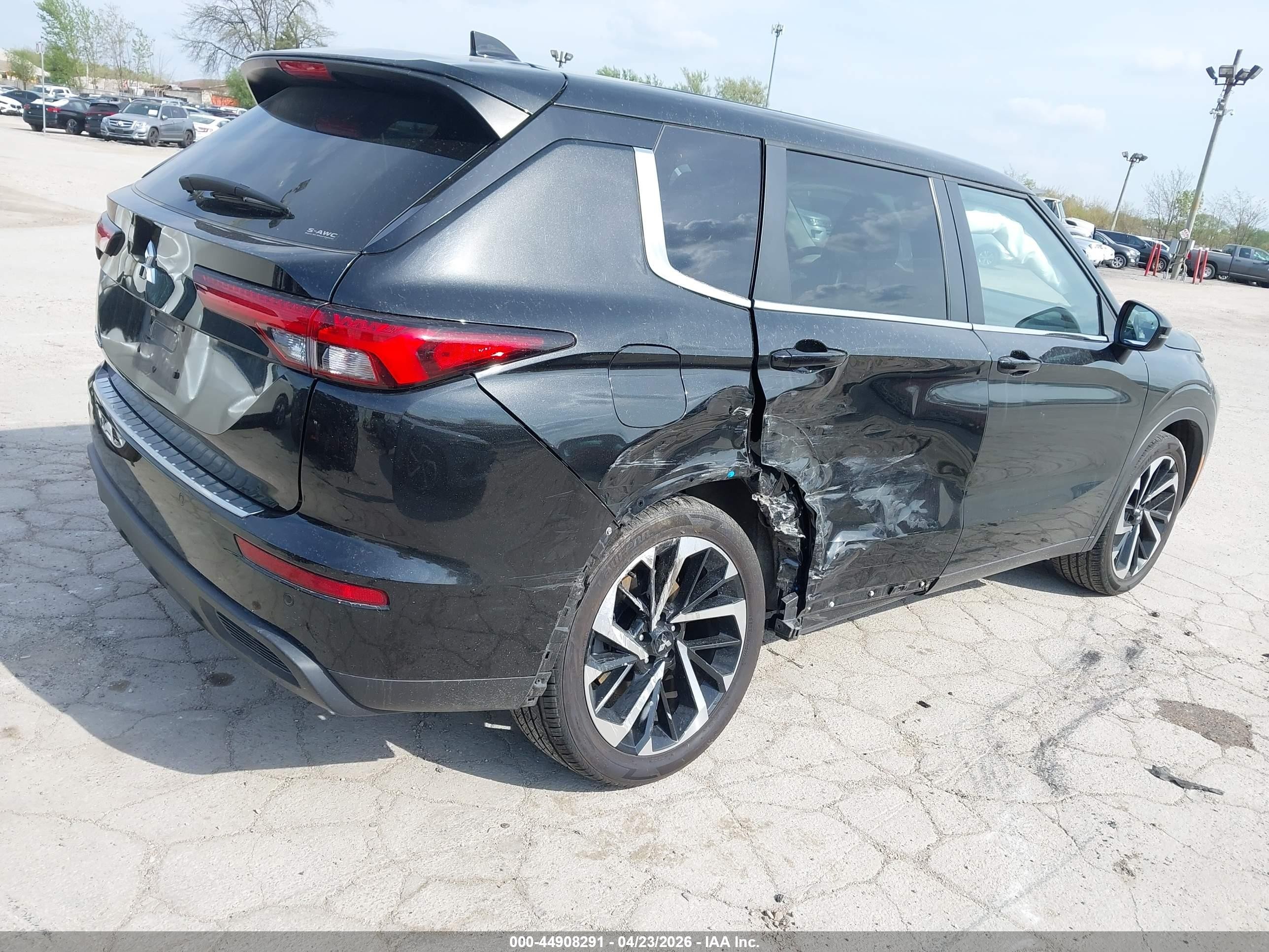 2022 Mitsubishi Outlander Es 2.5 S-awc Black vin: JA4J4TA85NZ052669