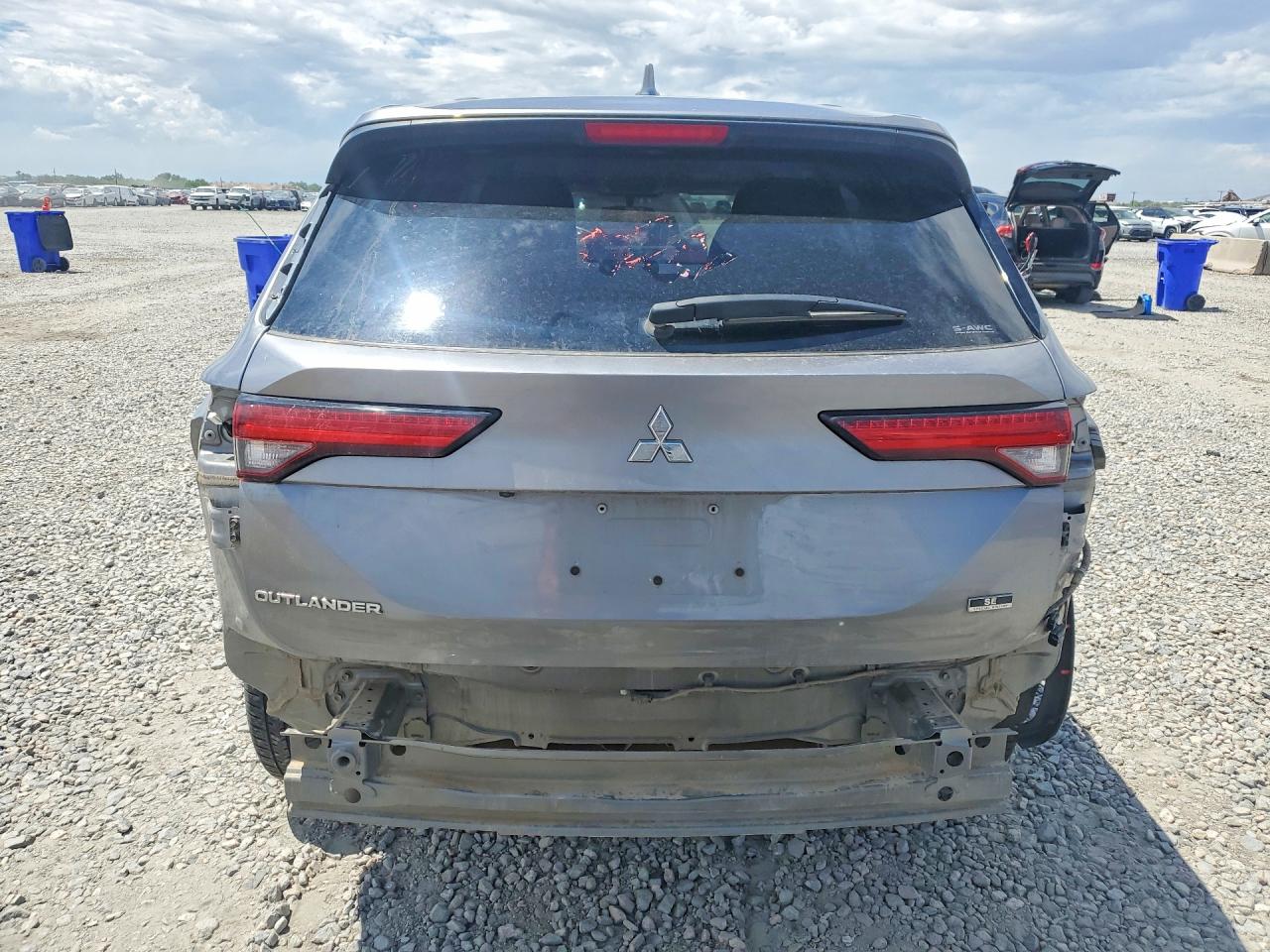 2023 Mitsubishi Outlander Se Silver vin: JA4J4UA82PZ030833