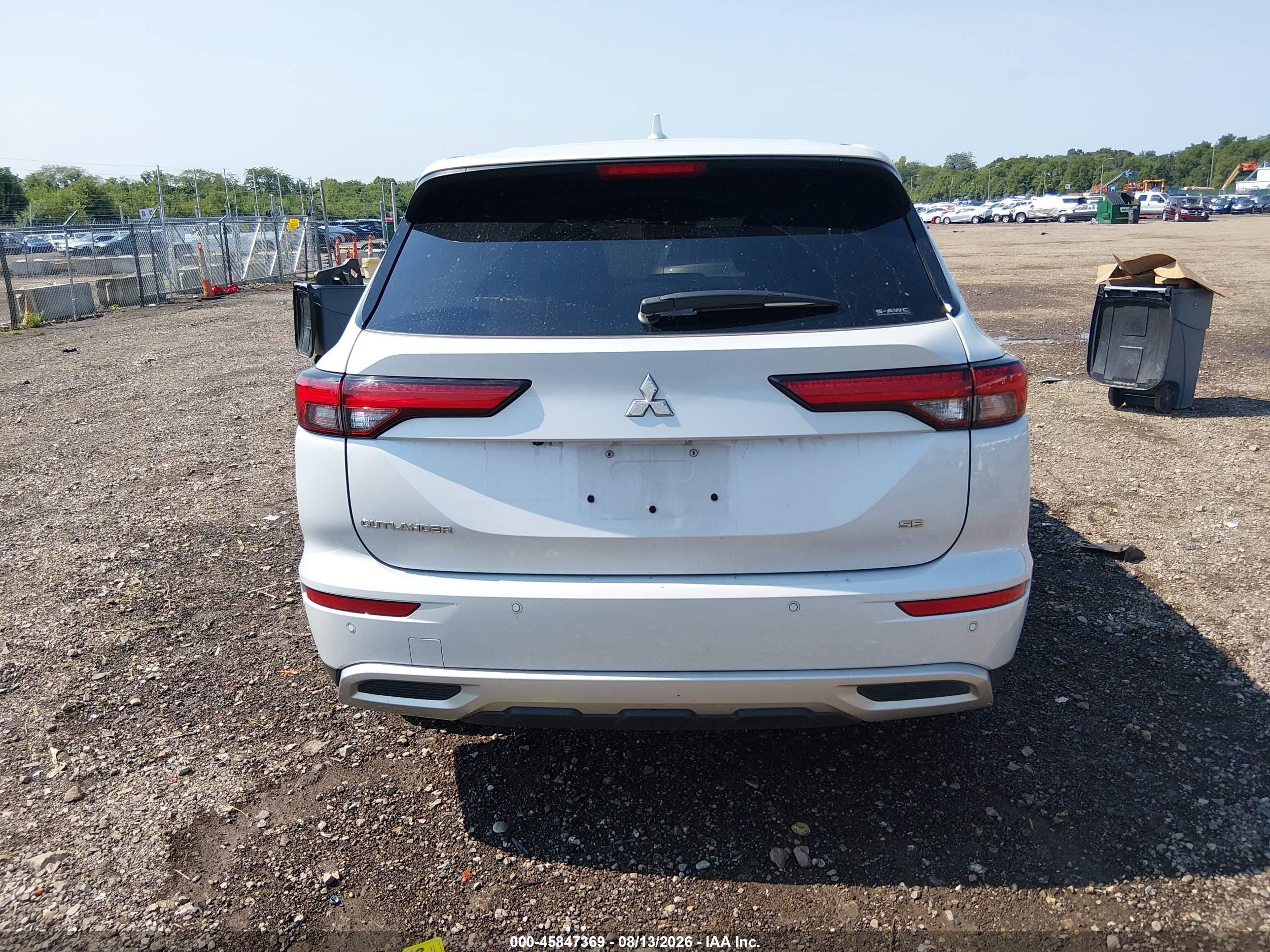 2023 Mitsubishi Outlander Se 2.5 S-awc White vin: JA4J4UA82PZ056980