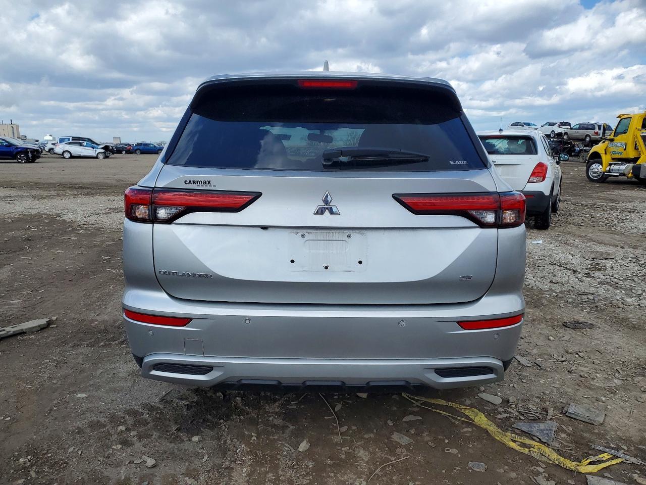 2022 Mitsubishi Outlander Se Beige vin: JA4J4UA8XNZ080909