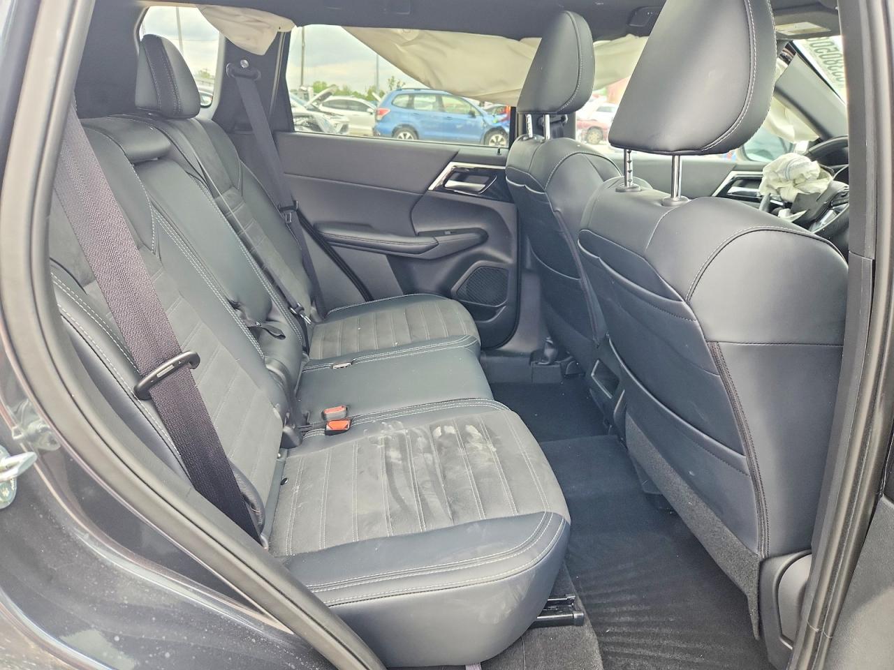 2024 Mitsubishi Outlander Se Black vin: JA4J4VA83RZ074610