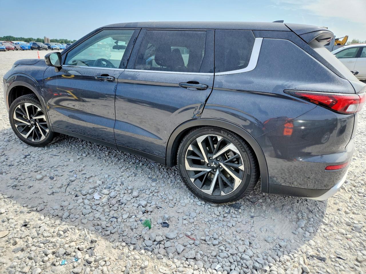 2024 Mitsubishi Outlander Se Charcoal vin: JA4J4VA86RZ050348