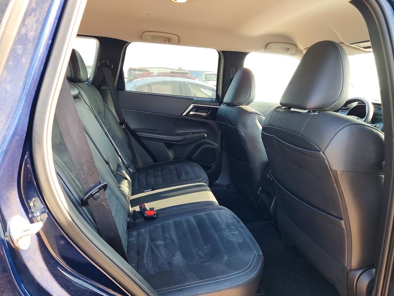 2024 Mitsubishi Outlander Se Blue vin: JA4J4VA87RZ063979