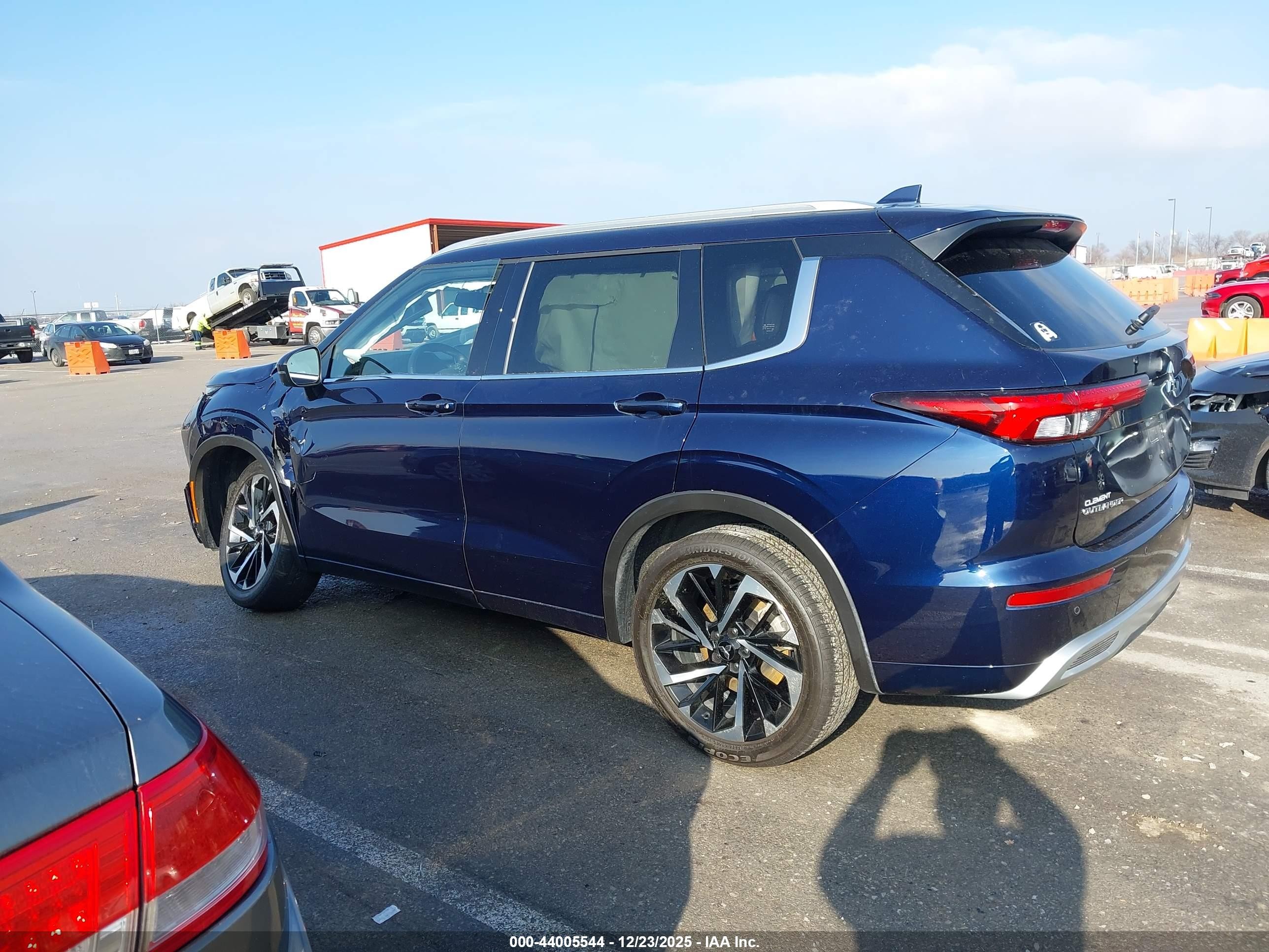 2024 Mitsubishi Outlander Sel 2.5 S-awc Синий vin: JA4J4WA85RZ045115