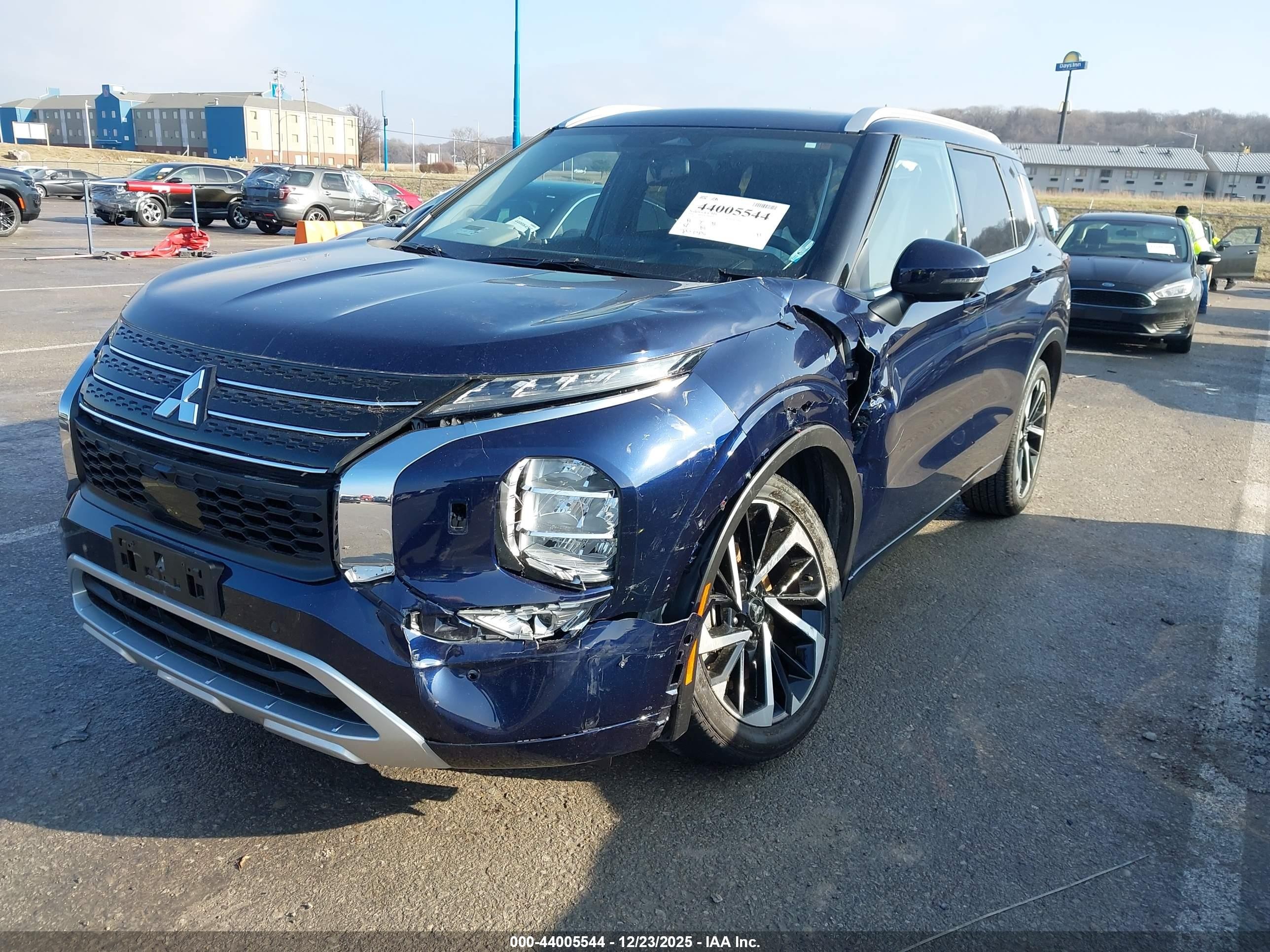 2024 Mitsubishi Outlander Sel 2.5 S-awc Синий vin: JA4J4WA85RZ045115