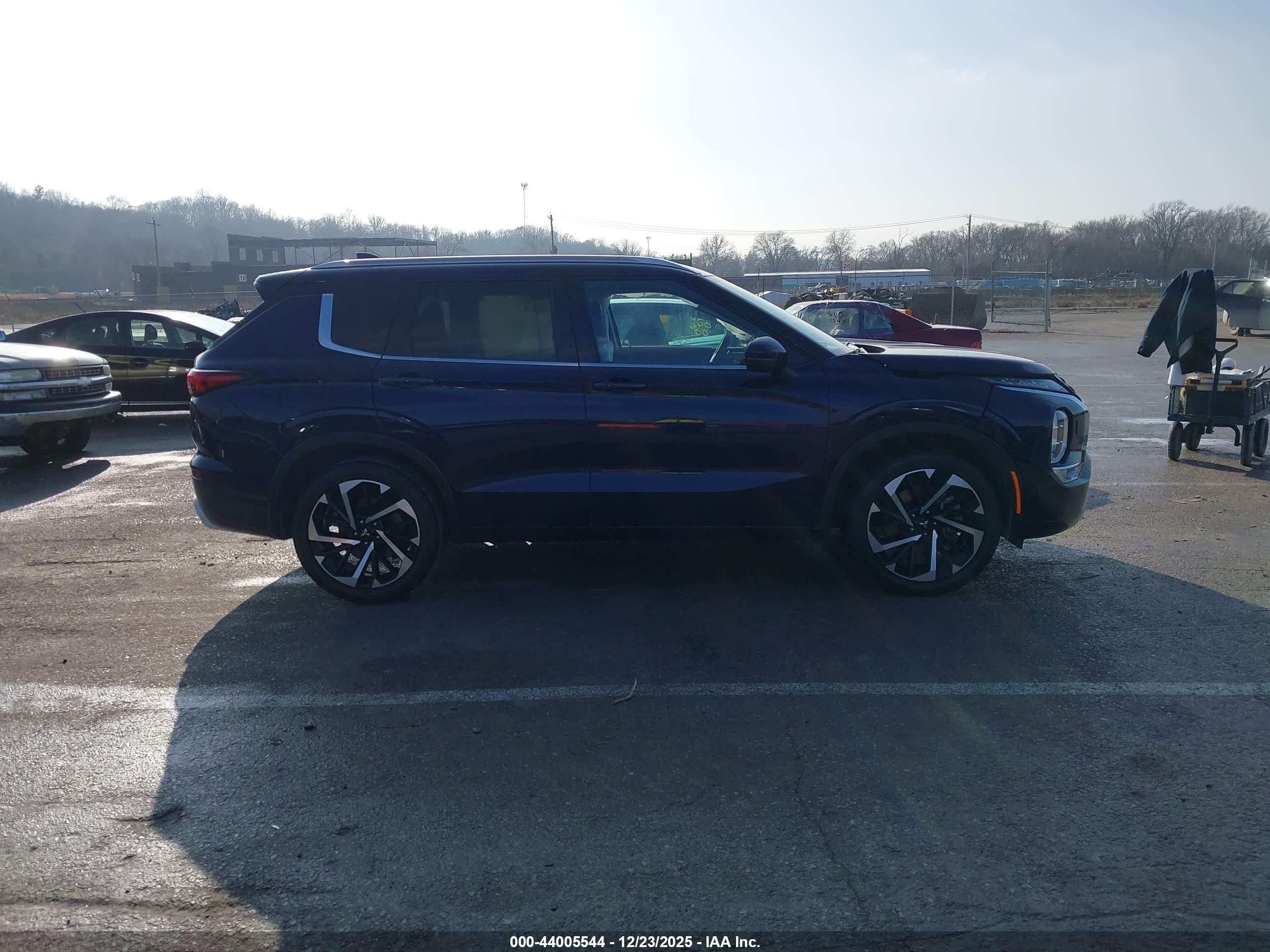 2024 Mitsubishi Outlander Sel 2.5 S-awc Синий vin: JA4J4WA85RZ045115