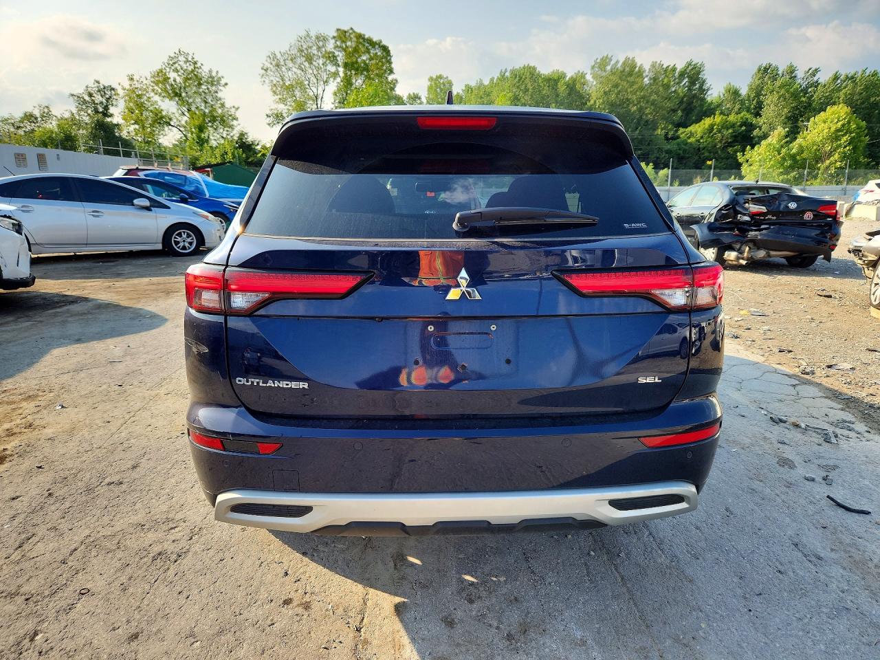 2024 Mitsubishi Outlander Sel Blue vin: JA4J4WA86RZ077975
