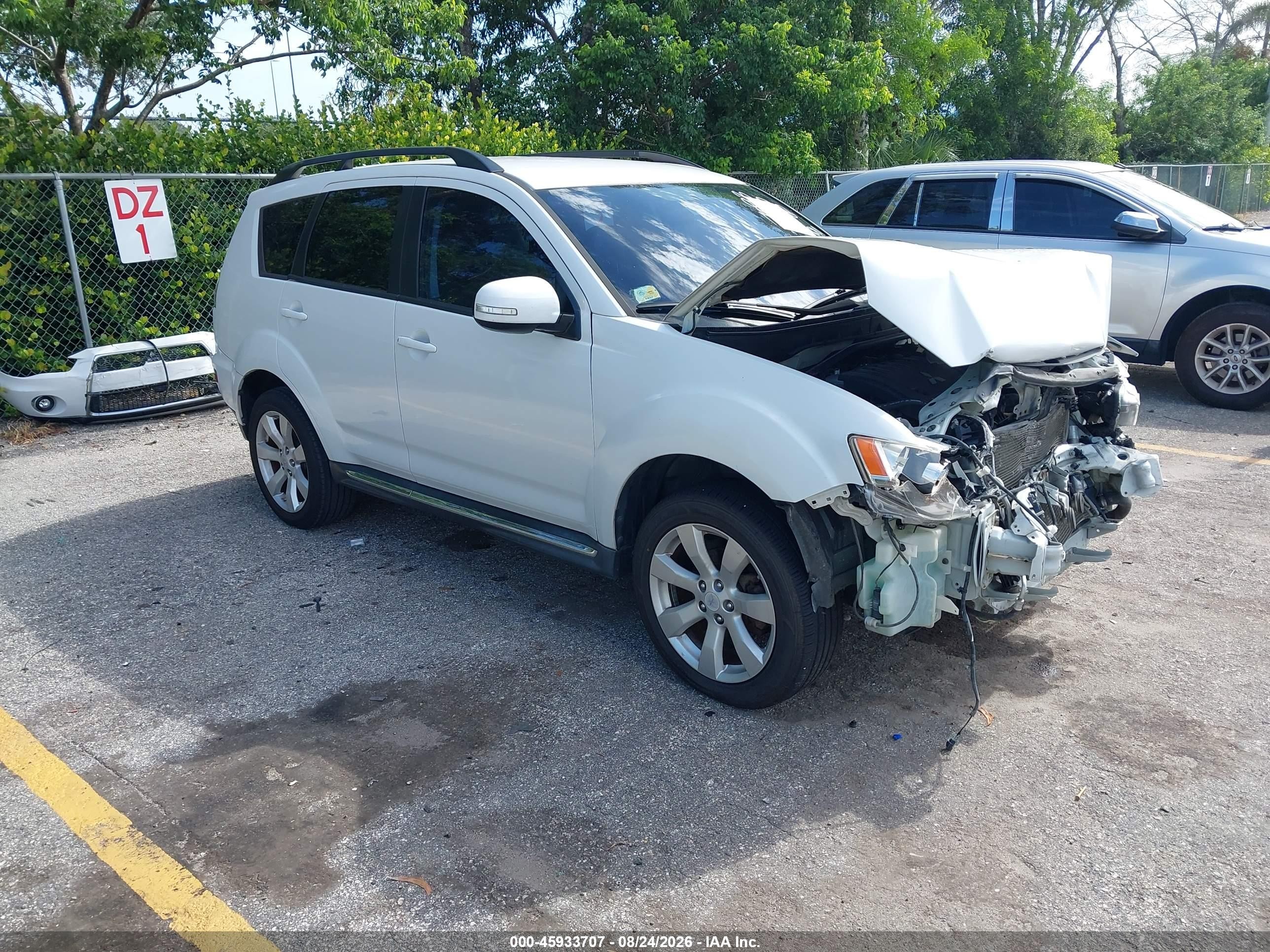 2010 Mitsubishi Outlander Xls White vin: JA4JS4AX5AZ017093