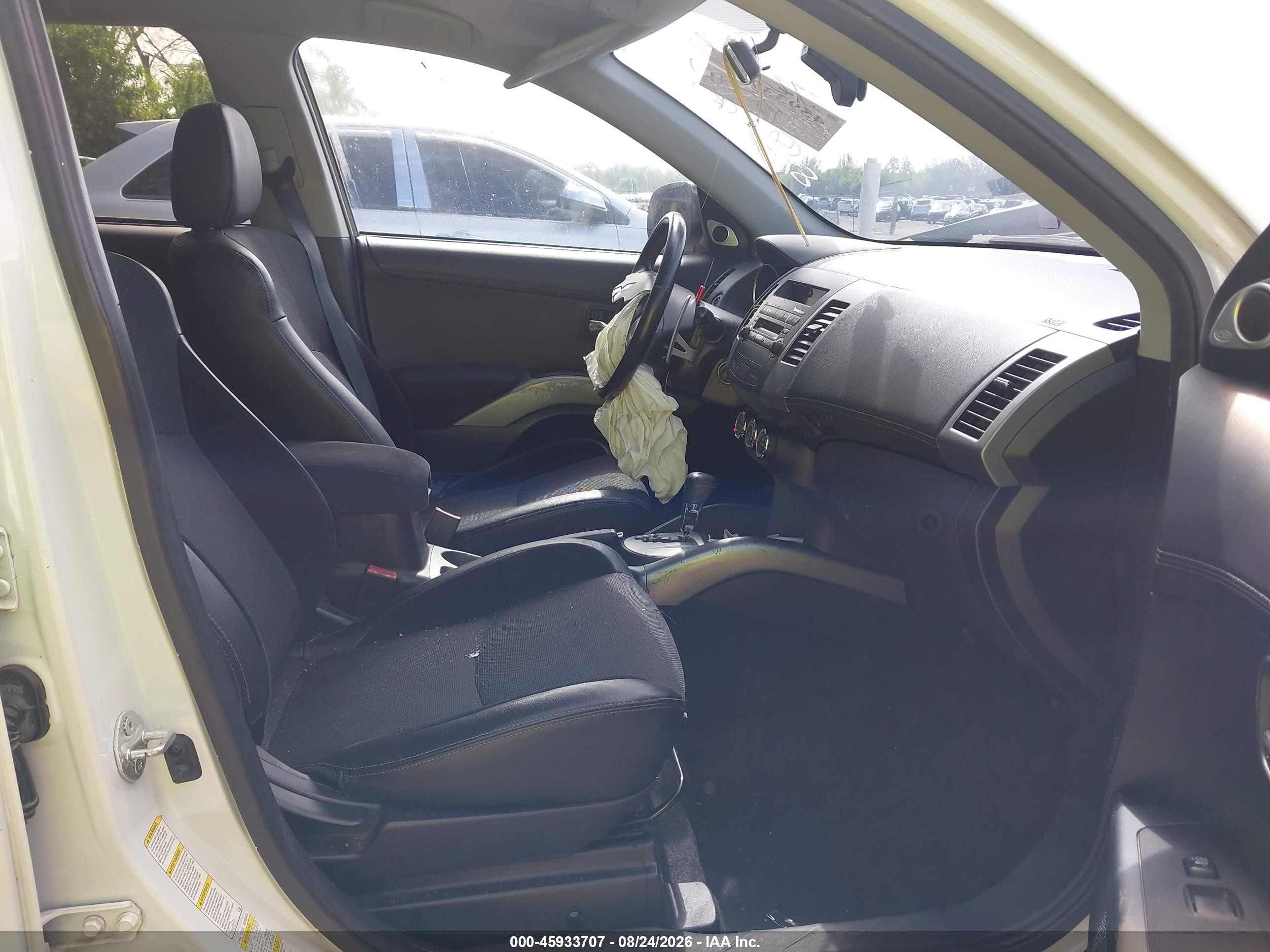 2010 Mitsubishi Outlander Xls White vin: JA4JS4AX5AZ017093