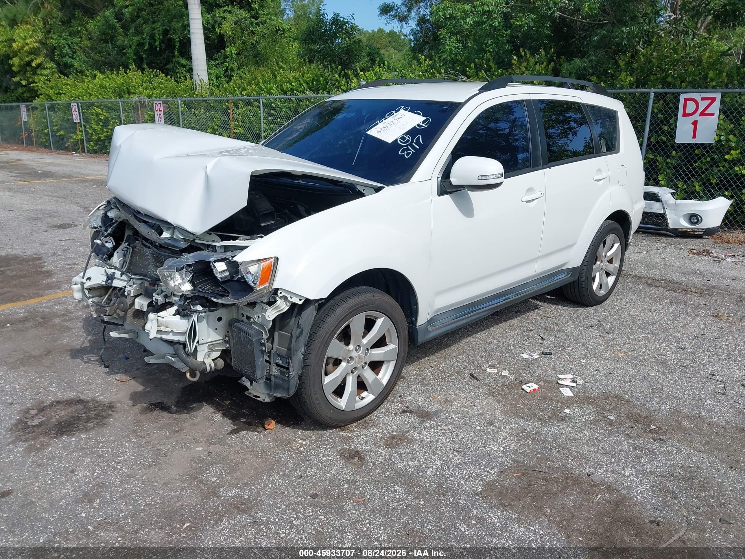 2010 Mitsubishi Outlander Xls White vin: JA4JS4AX5AZ017093