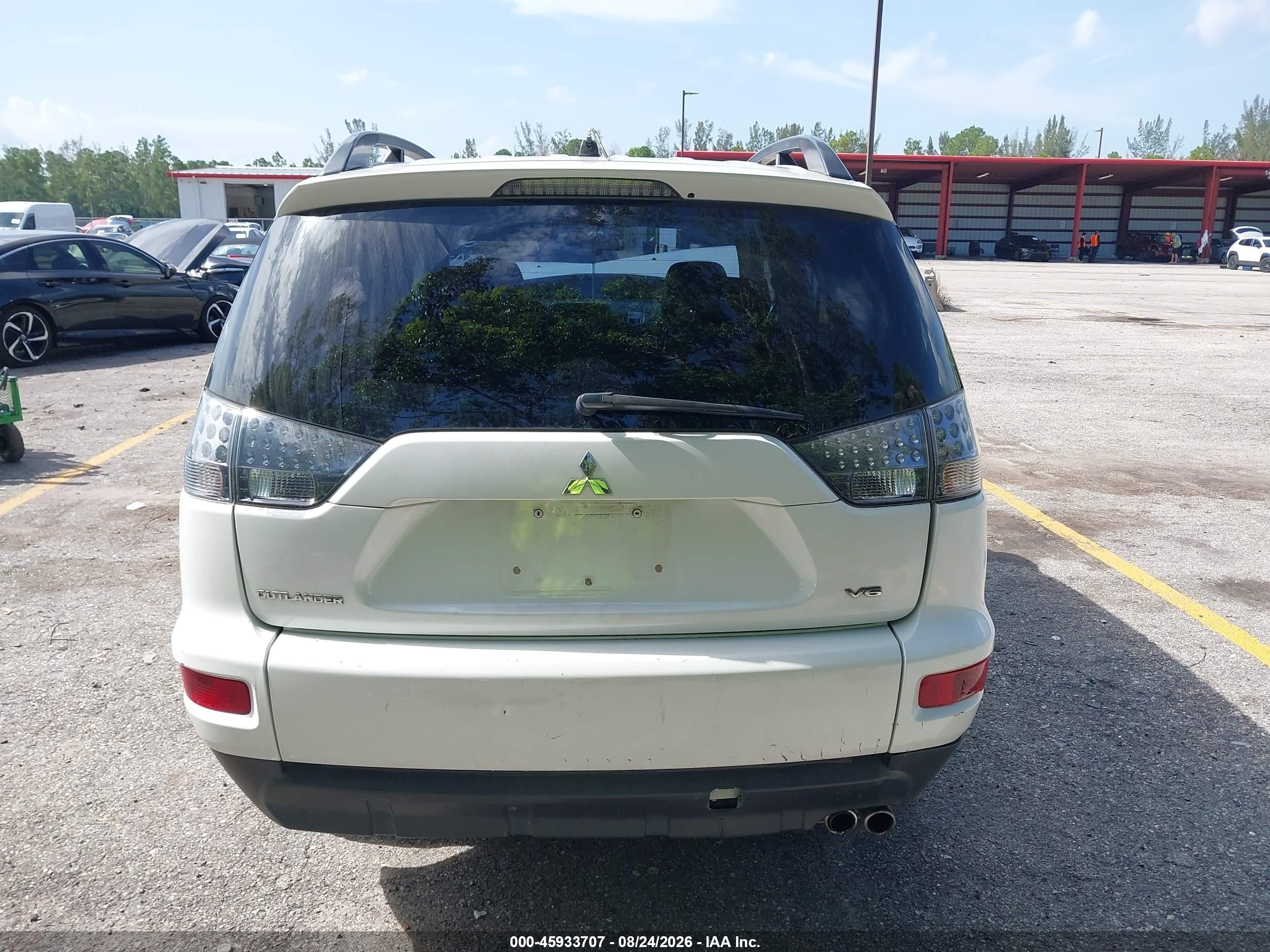 2010 Mitsubishi Outlander Xls White vin: JA4JS4AX5AZ017093
