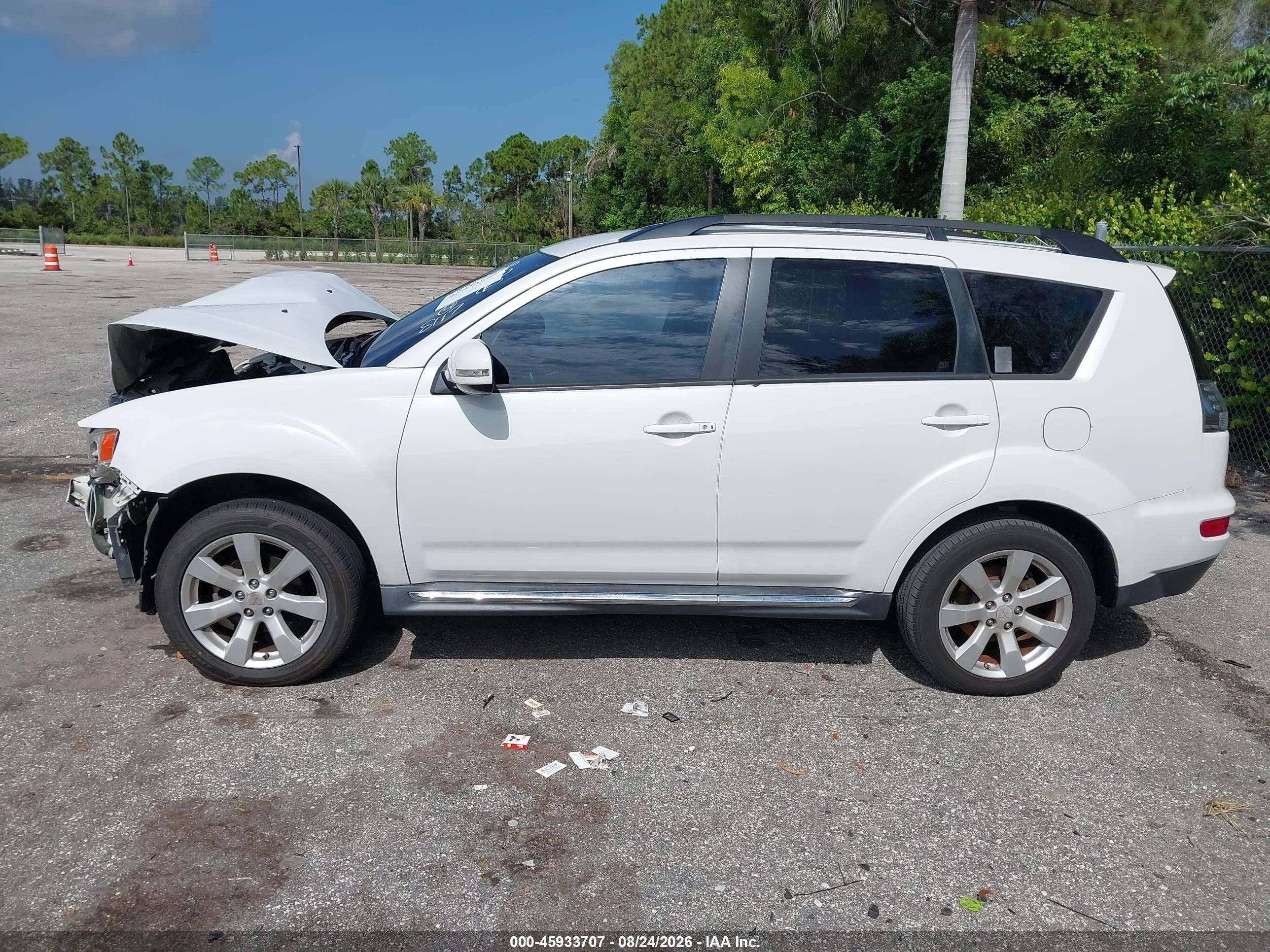 2010 Mitsubishi Outlander Xls White vin: JA4JS4AX5AZ017093
