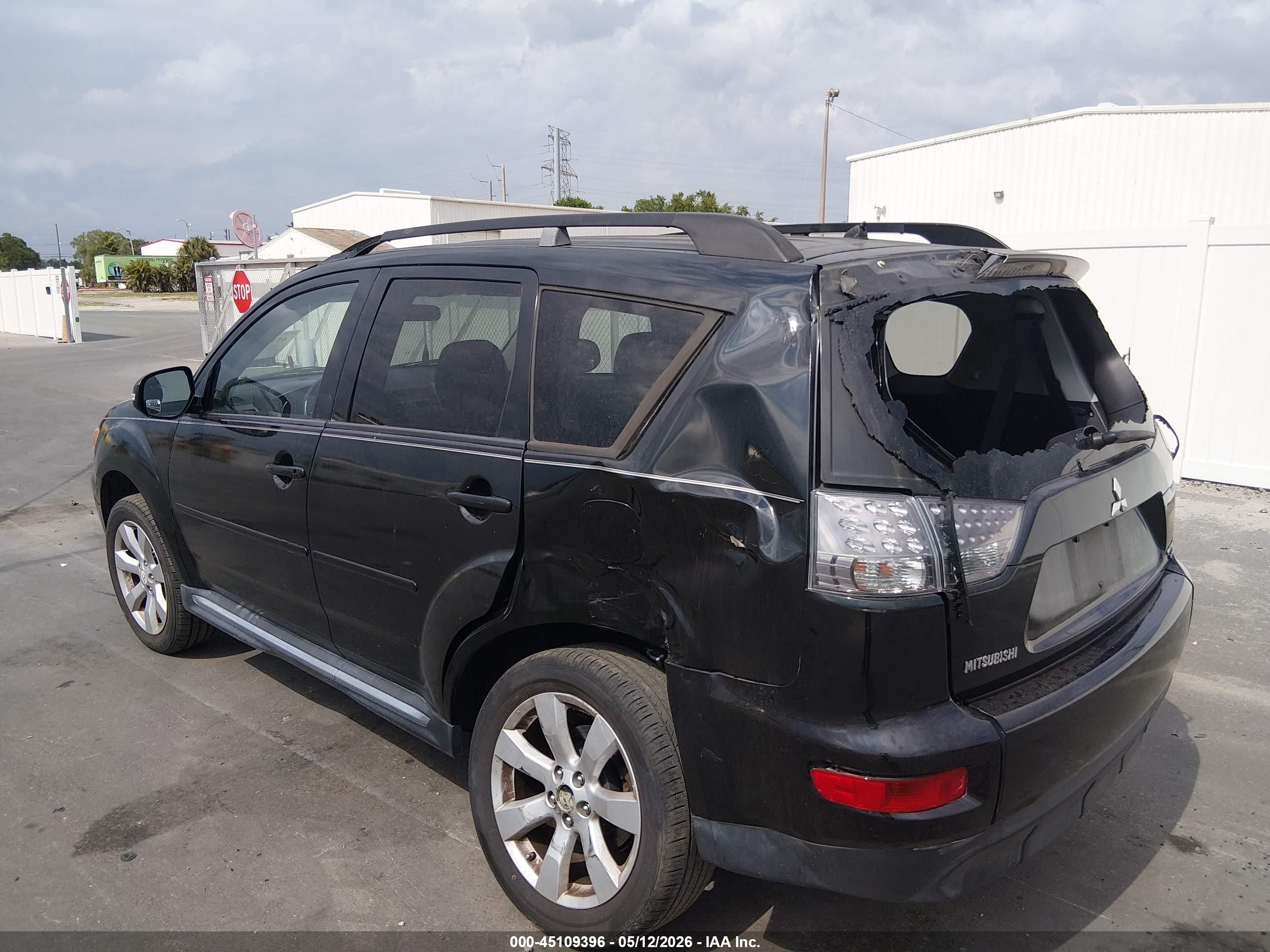 2010 Mitsubishi Outlander Xls Black vin: JA4JS4AXXAZ011810
