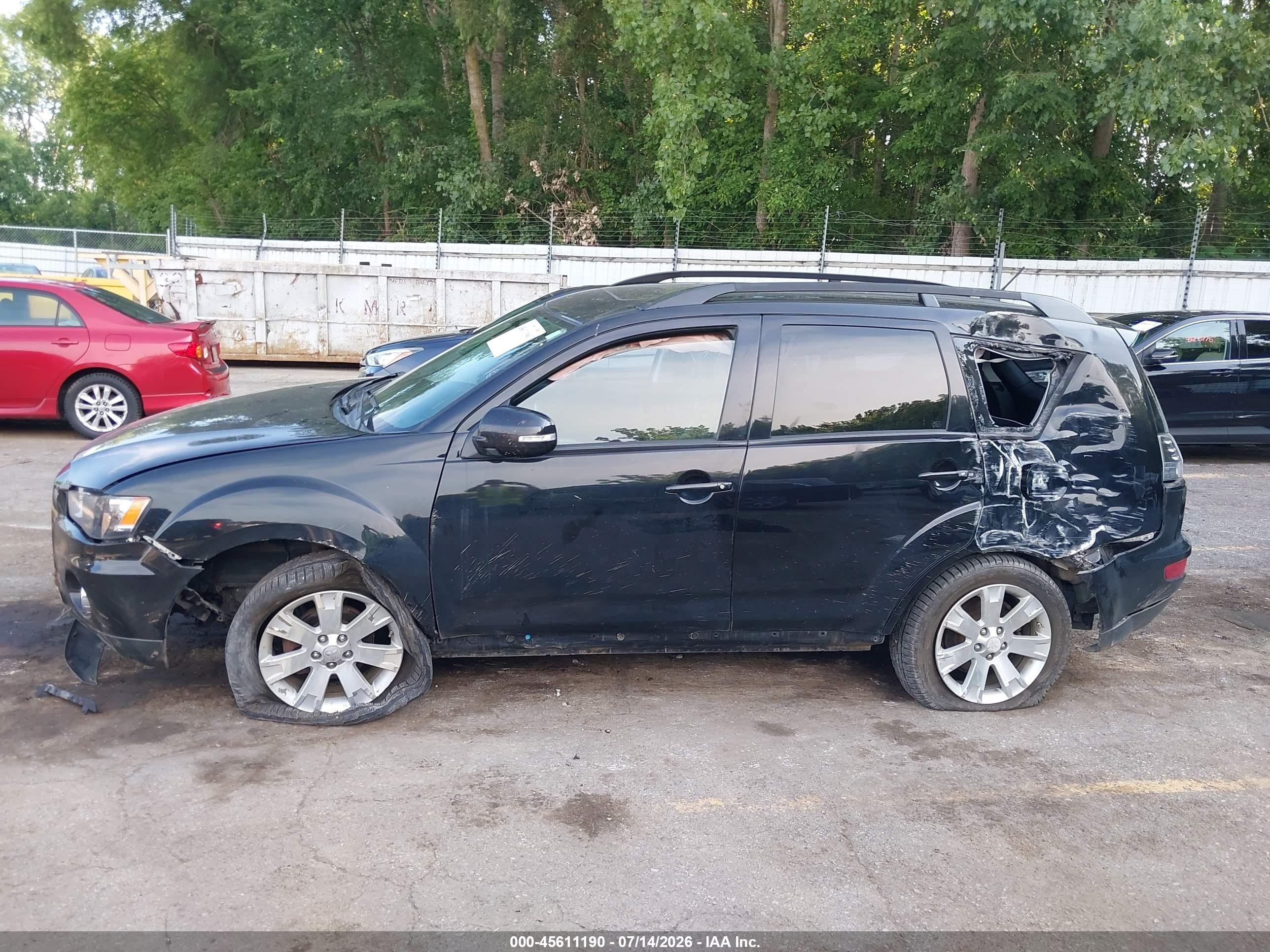 2011 Mitsubishi Outlander Se Black vin: JA4JT3AW0BU008203