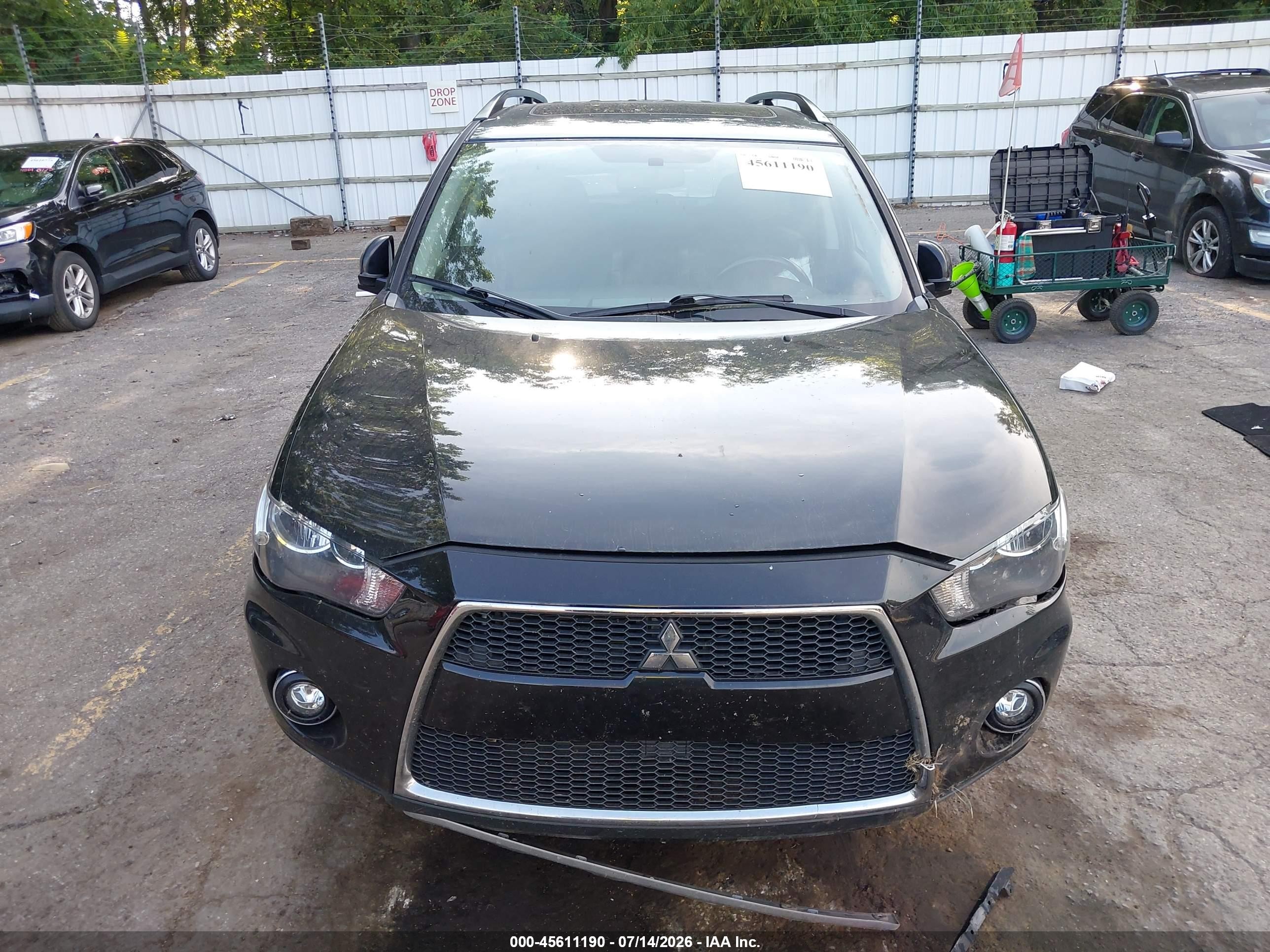 2011 Mitsubishi Outlander Se Black vin: JA4JT3AW0BU008203