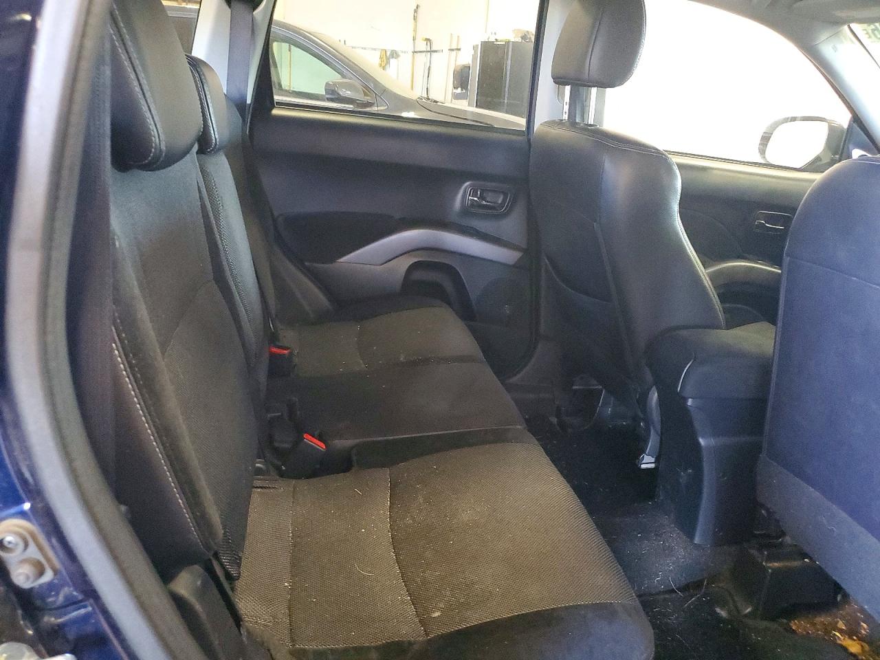 2010 Mitsubishi Outlander Se Blue vin: JA4JT3AW7AZ015196