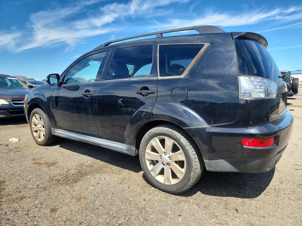 2011 Mitsubishi Outlander Se Black vin: JA4JT3AWXBU007463