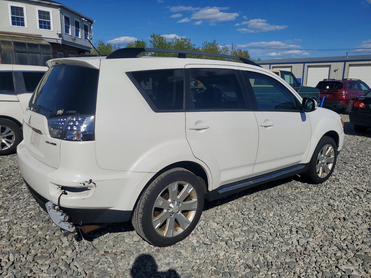 2013 Mitsubishi Outlander Se White vin: JA4JT3AWXDU000578