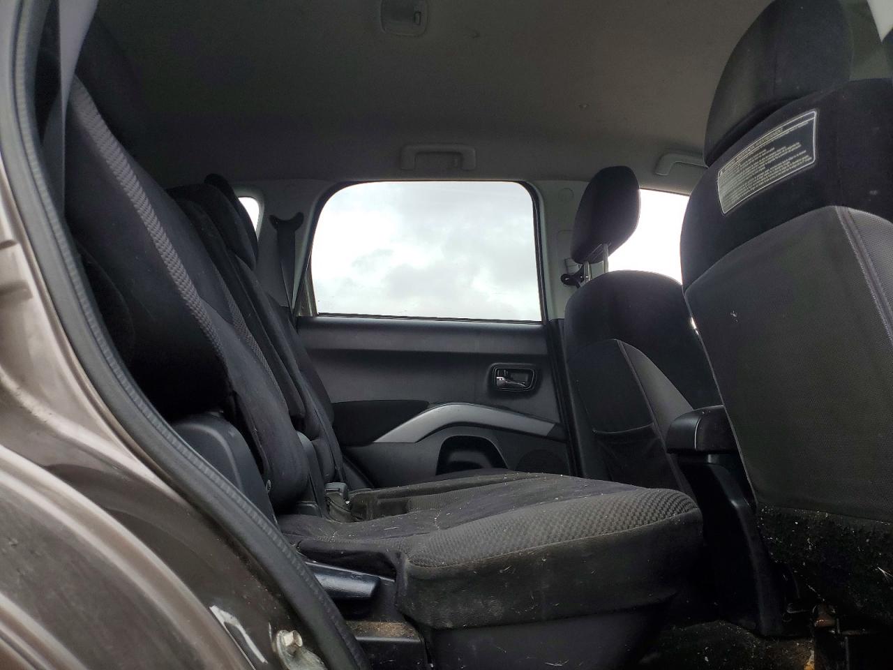 2012 Mitsubishi Outlander Se Brown vin: JA4JT3AX3CU608627