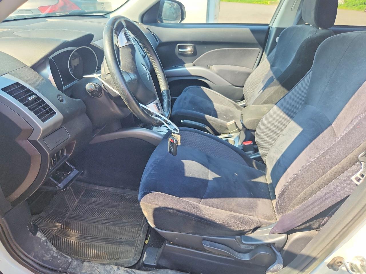 2012 Mitsubishi Outlander Se Белый vin: JA4JT3AX8CU605514