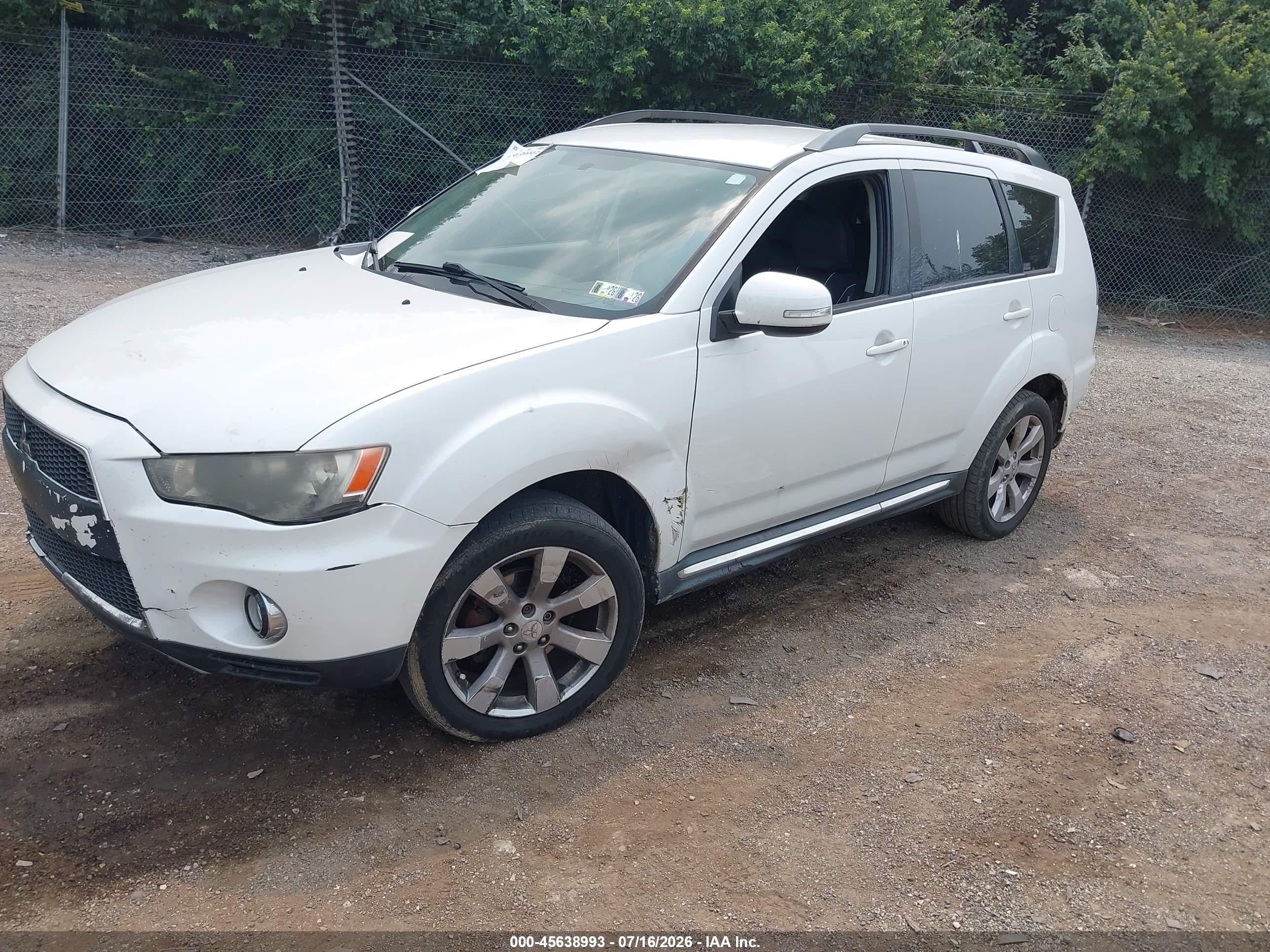 2010 Mitsubishi Outlander Xls White vin: JA4JT4AX2AZ009837