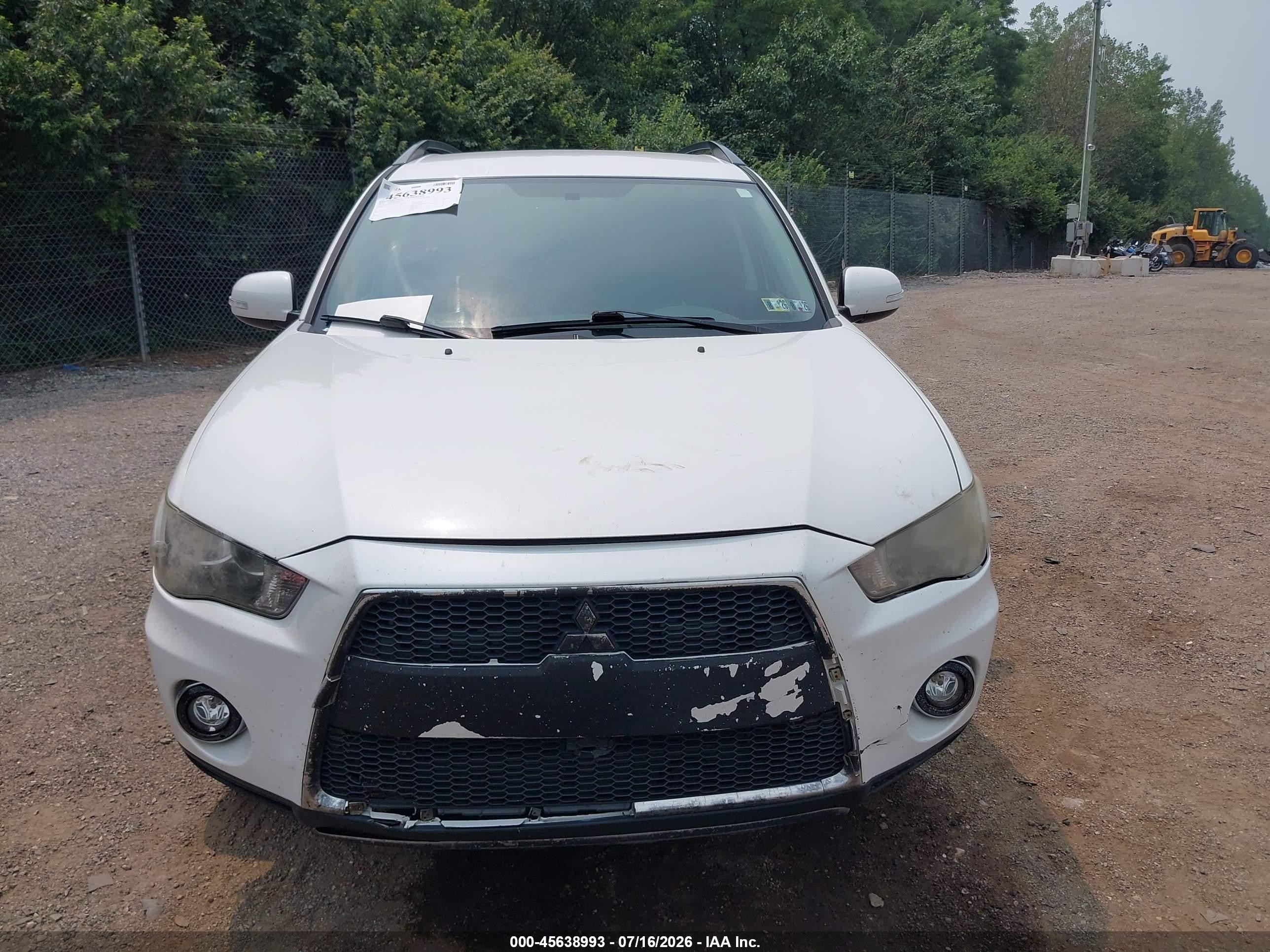 2010 Mitsubishi Outlander Xls White vin: JA4JT4AX2AZ009837