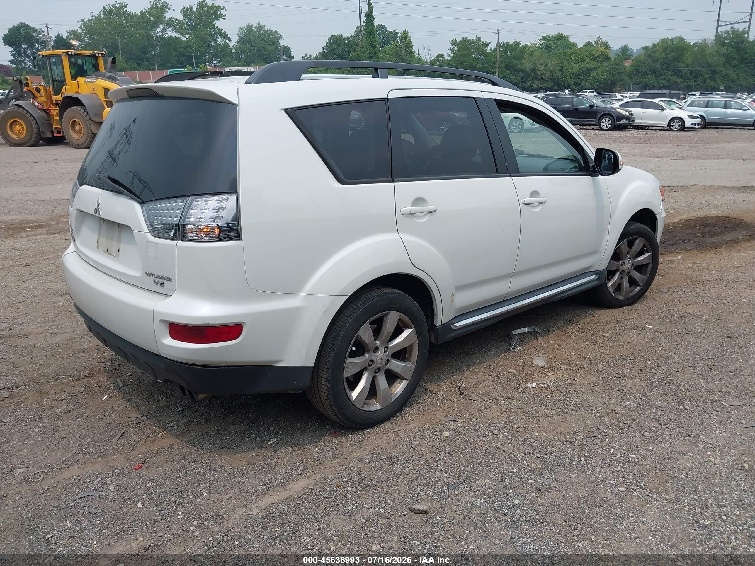 2010 Mitsubishi Outlander Xls White vin: JA4JT4AX2AZ009837