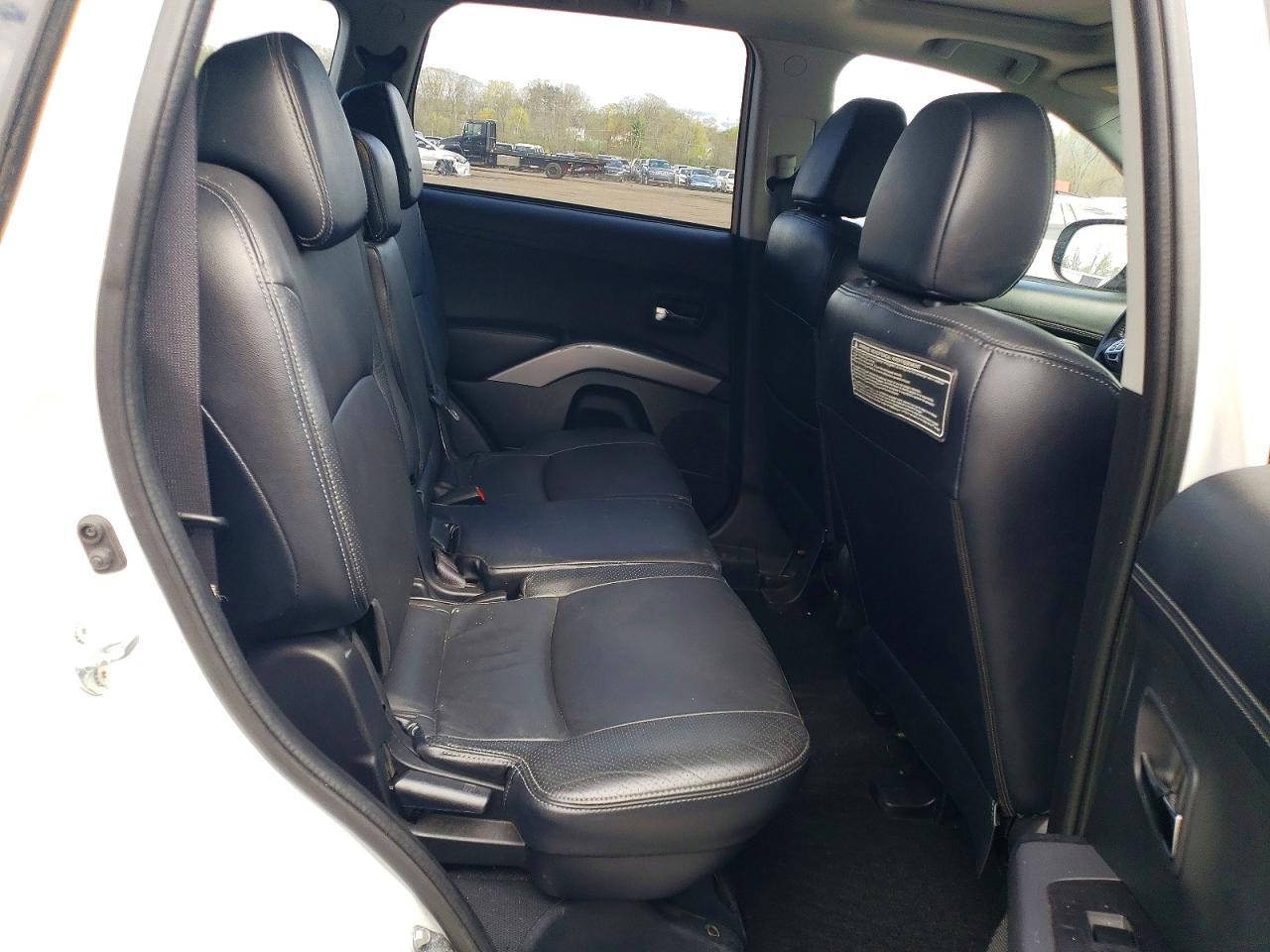 2010 Mitsubishi Outlander Gt Белый vin: JA4JT5AX0AZ005016