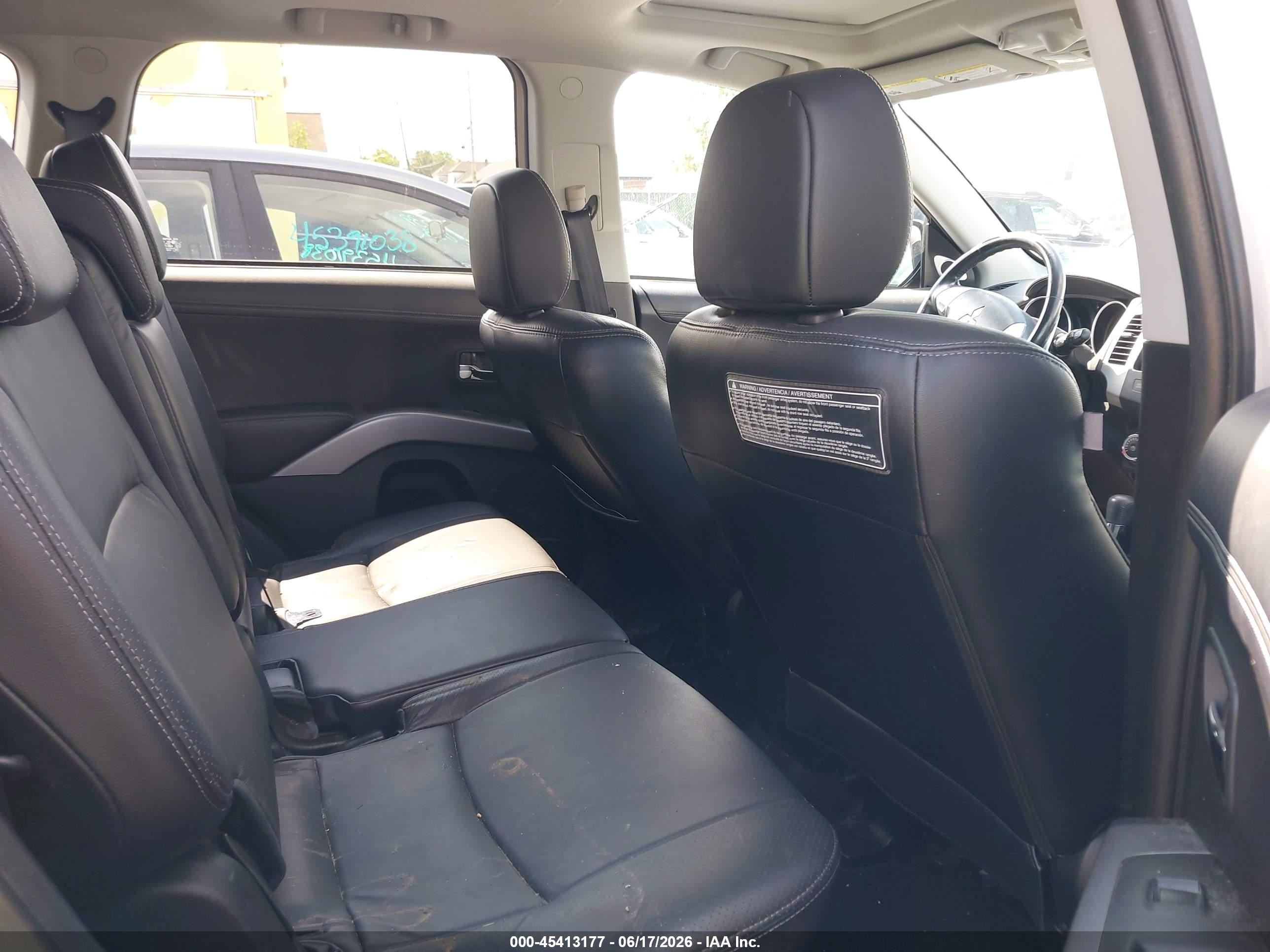 2010 Mitsubishi Outlander Gt White vin: JA4JT5AX3AZ013904