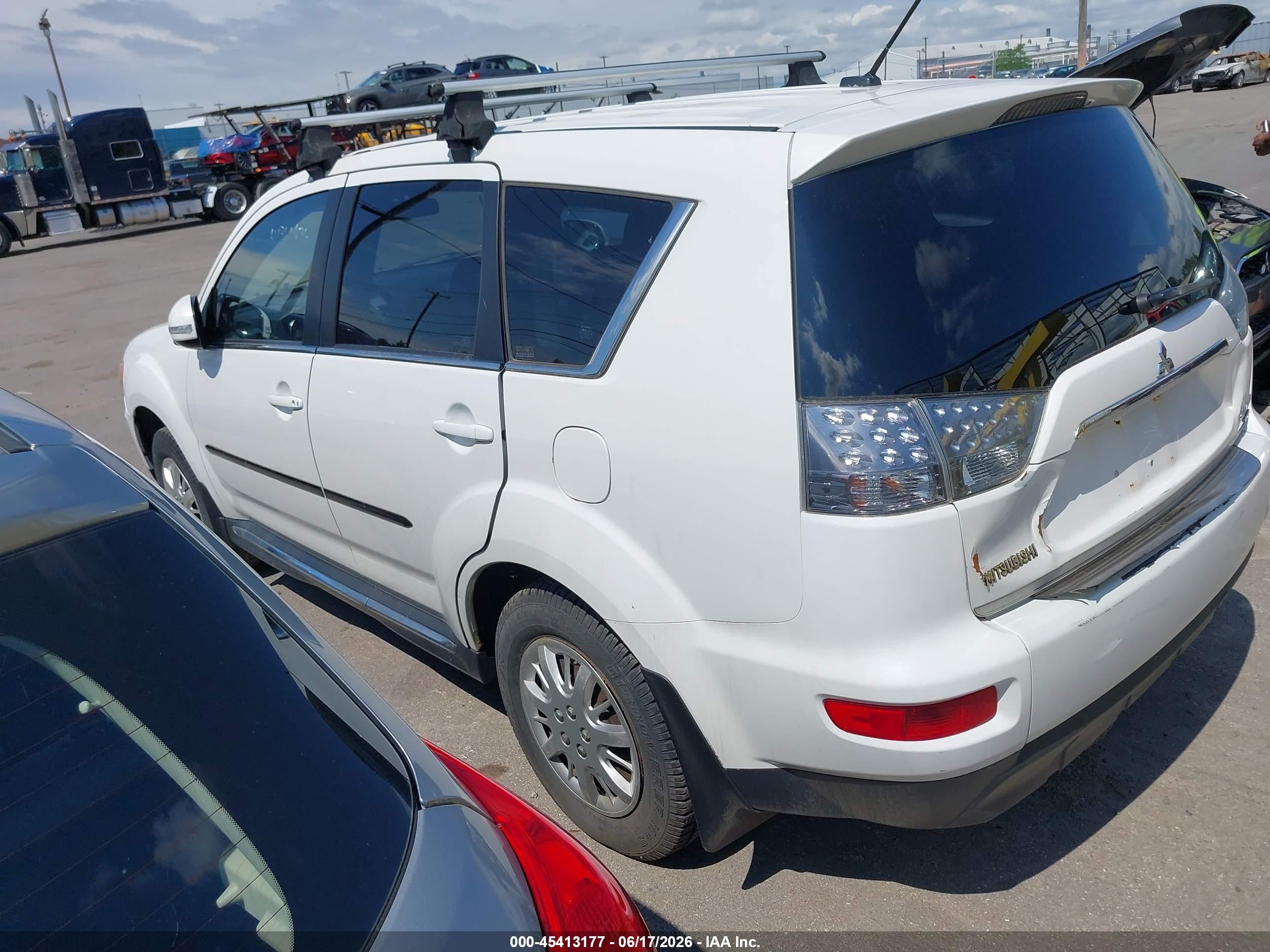 2010 Mitsubishi Outlander Gt White vin: JA4JT5AX3AZ013904