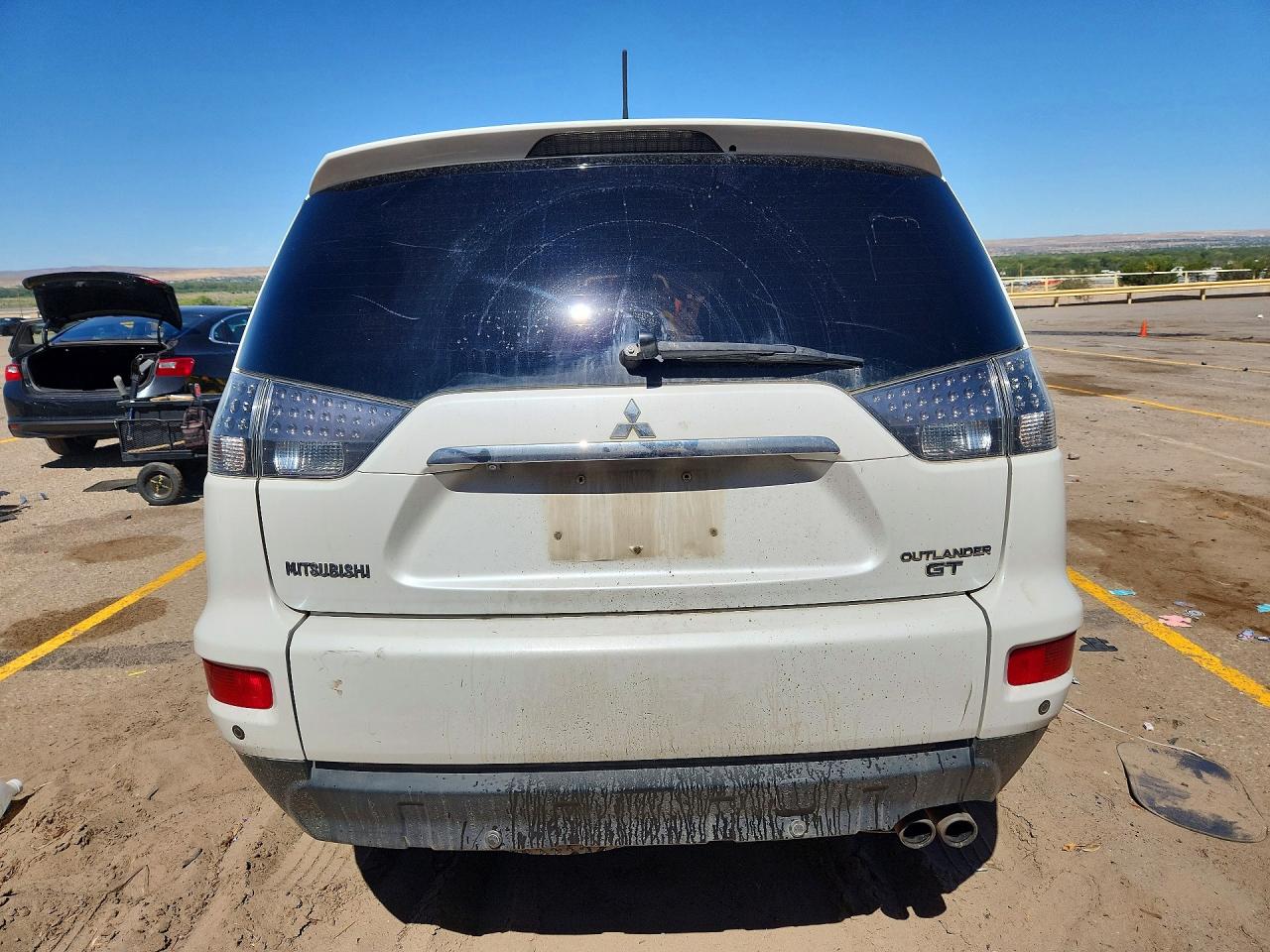 2011 Mitsubishi Outlander Gt White vin: JA4JT5AX4BU007625