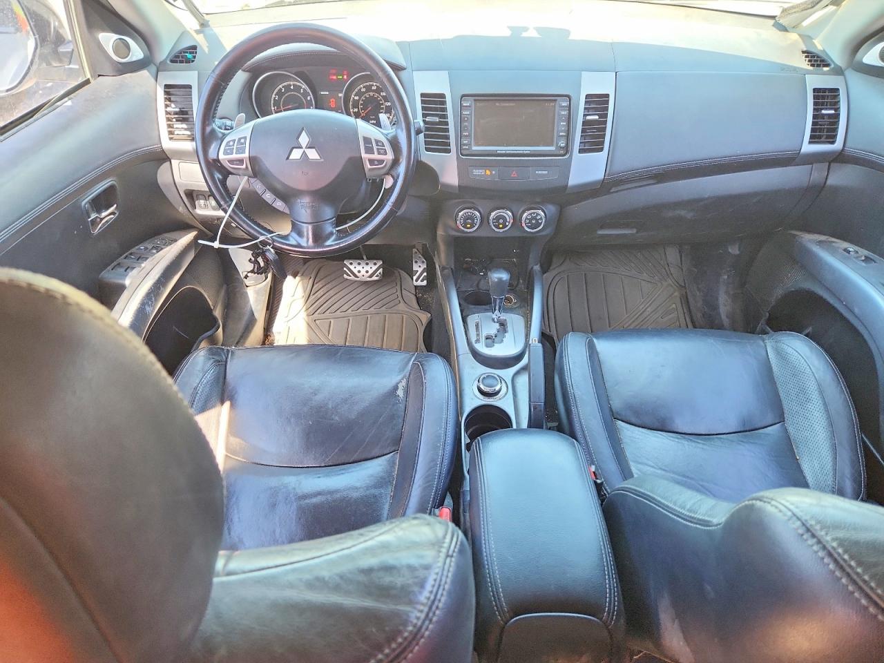 2011 Mitsubishi Outlander Gt White vin: JA4JT5AX4BU007625