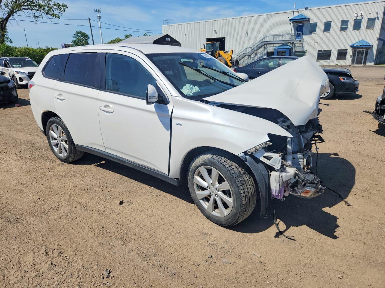 2014 Mitsubishi Outlander Se White vin: JA4JZ3AX6EZ601840