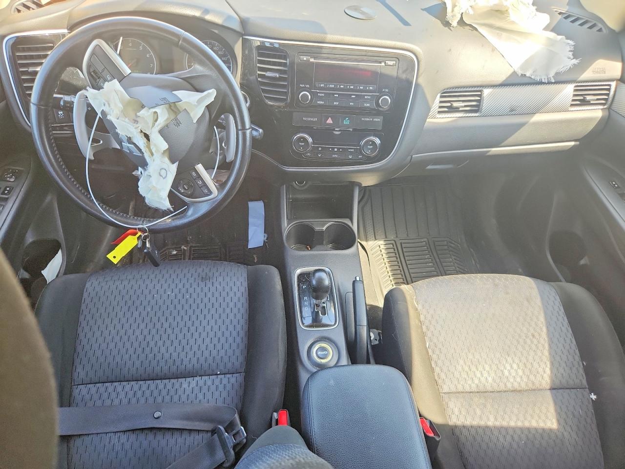 2014 Mitsubishi Outlander Se White vin: JA4JZ3AX6EZ601840