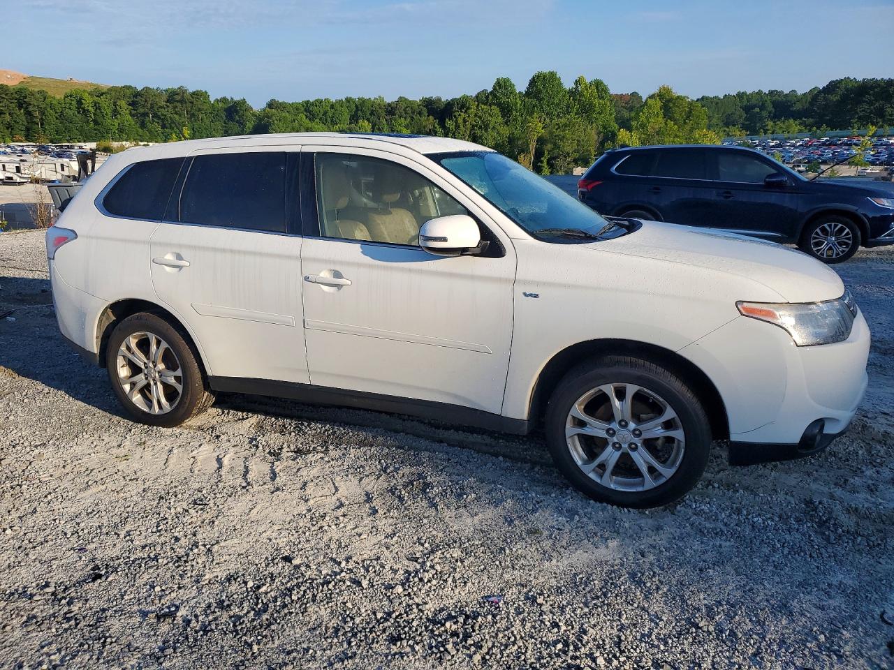 2014 Mitsubishi Outlander Gt White vin: JA4JZ4AX0EZ001594