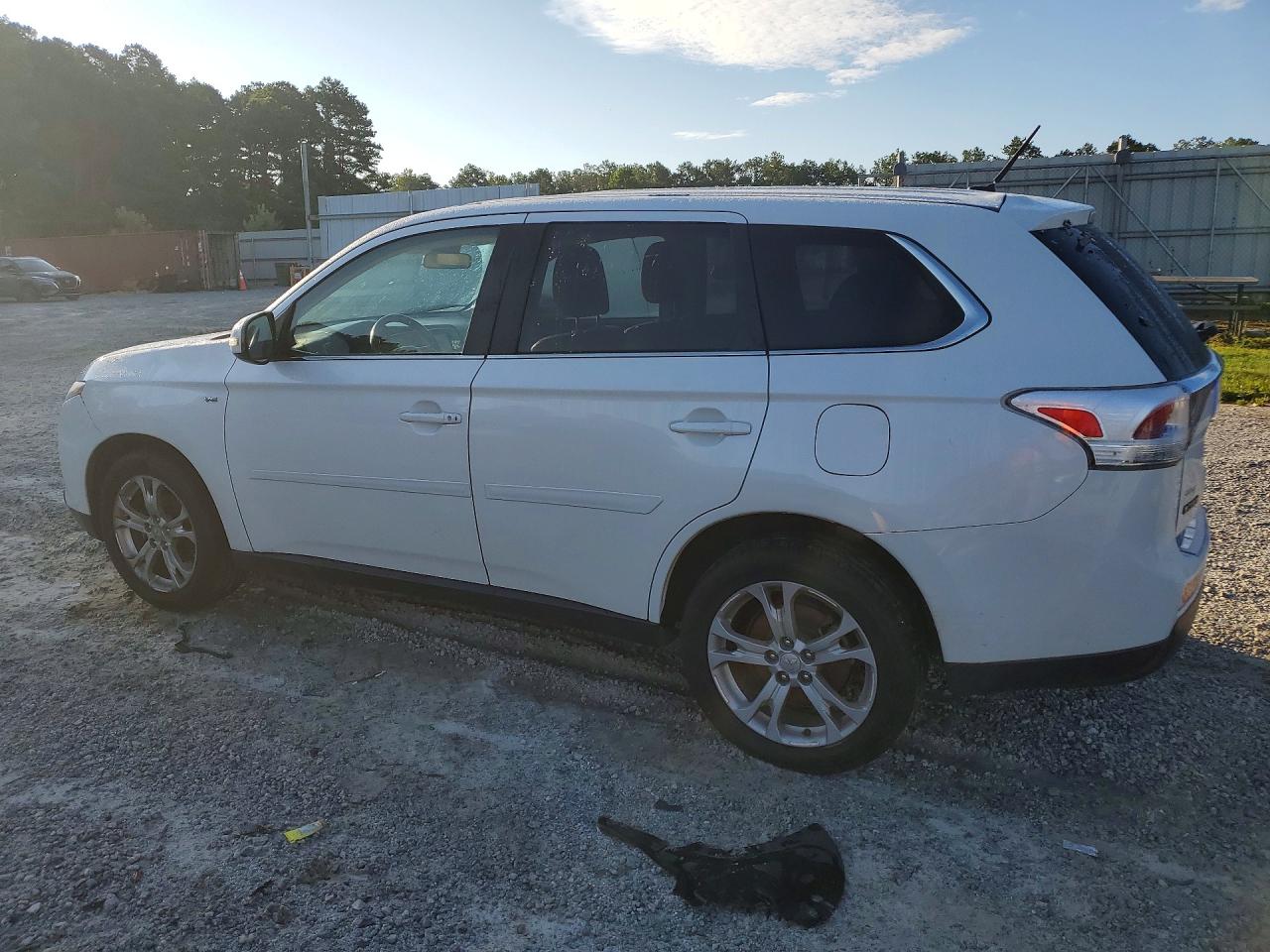 2014 Mitsubishi Outlander Gt White vin: JA4JZ4AX0EZ001594