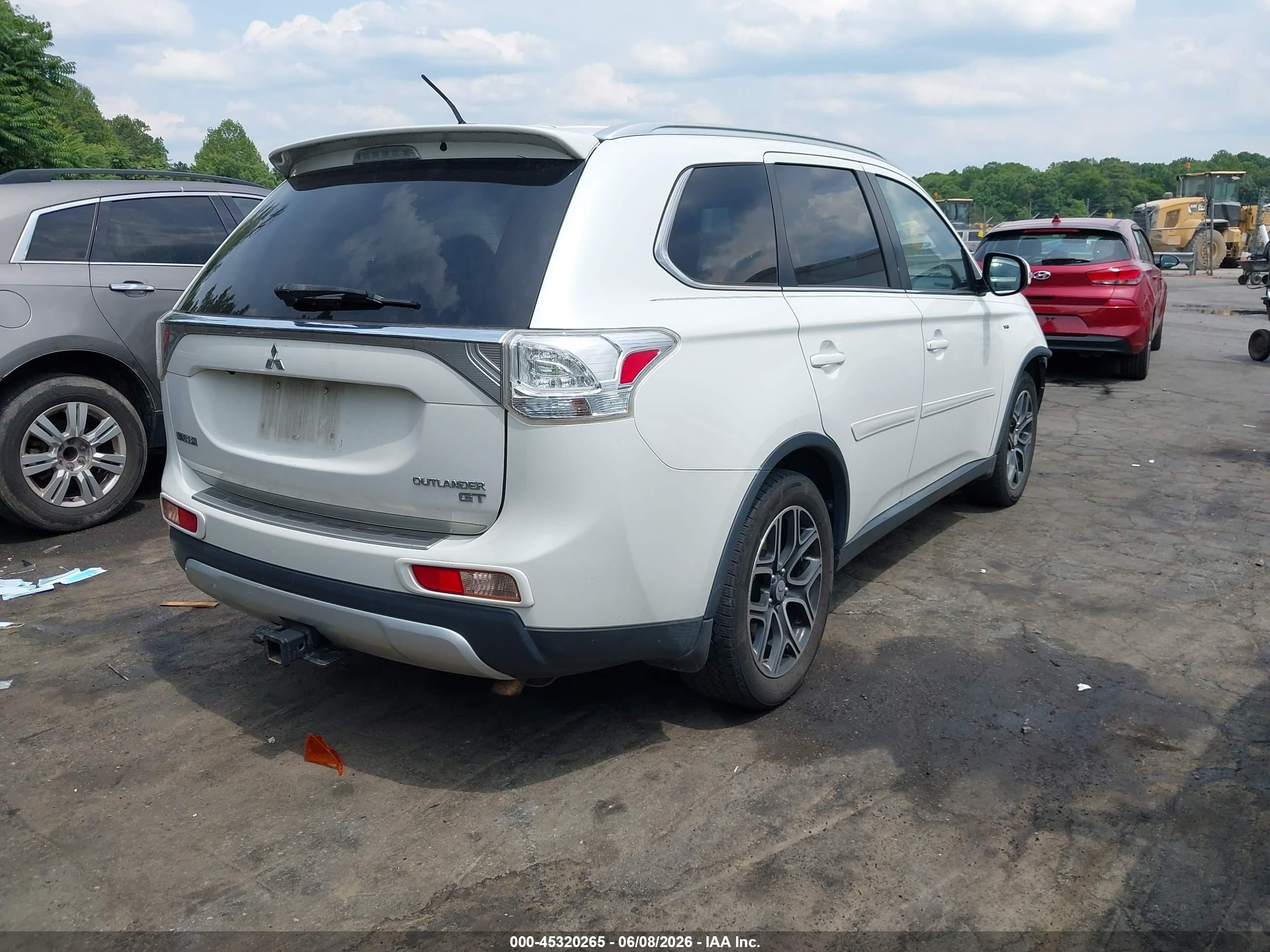 2015 Mitsubishi Outlander Gt White vin: JA4JZ4AX1FZ007065