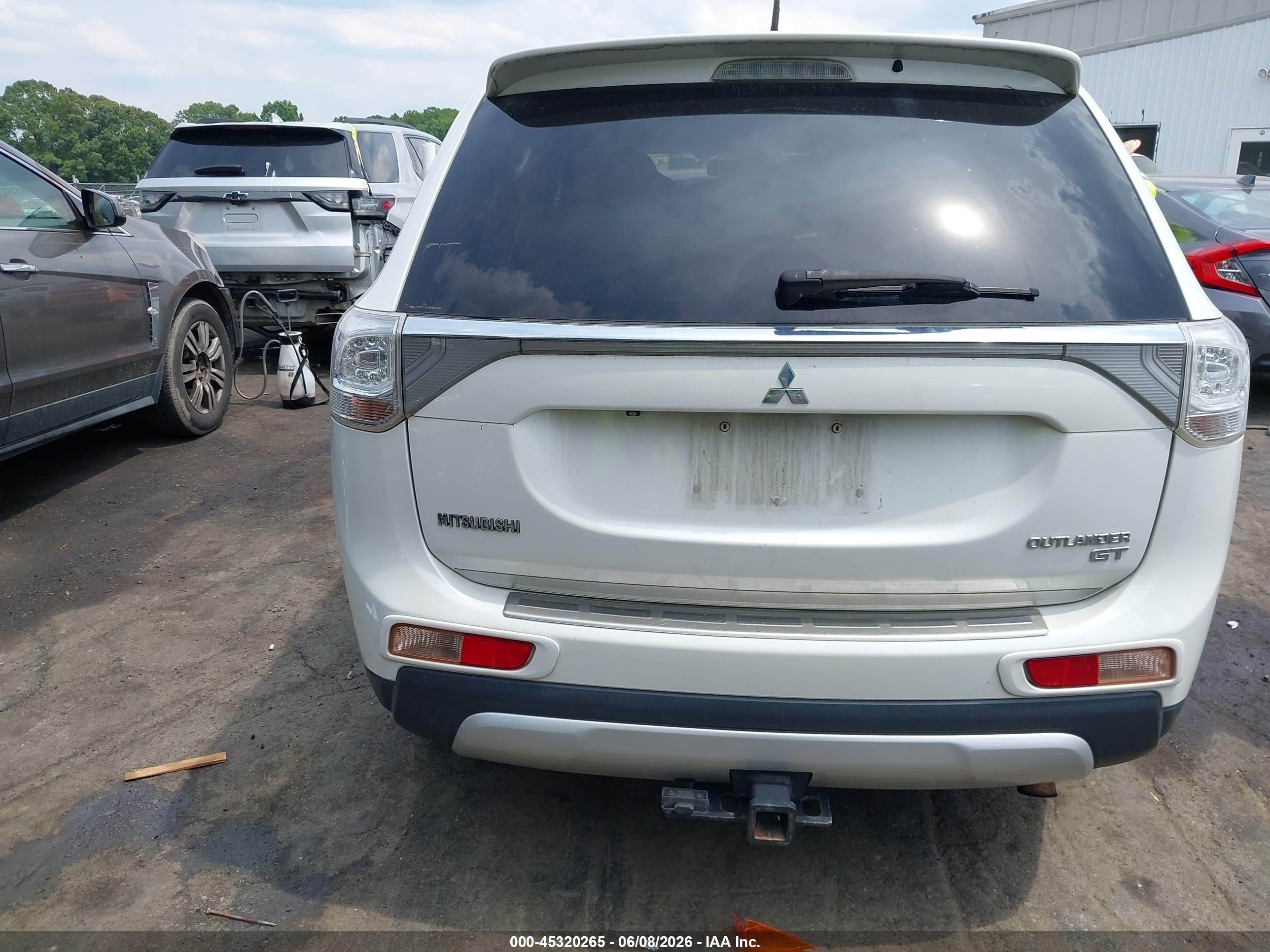 2015 Mitsubishi Outlander Gt White vin: JA4JZ4AX1FZ007065