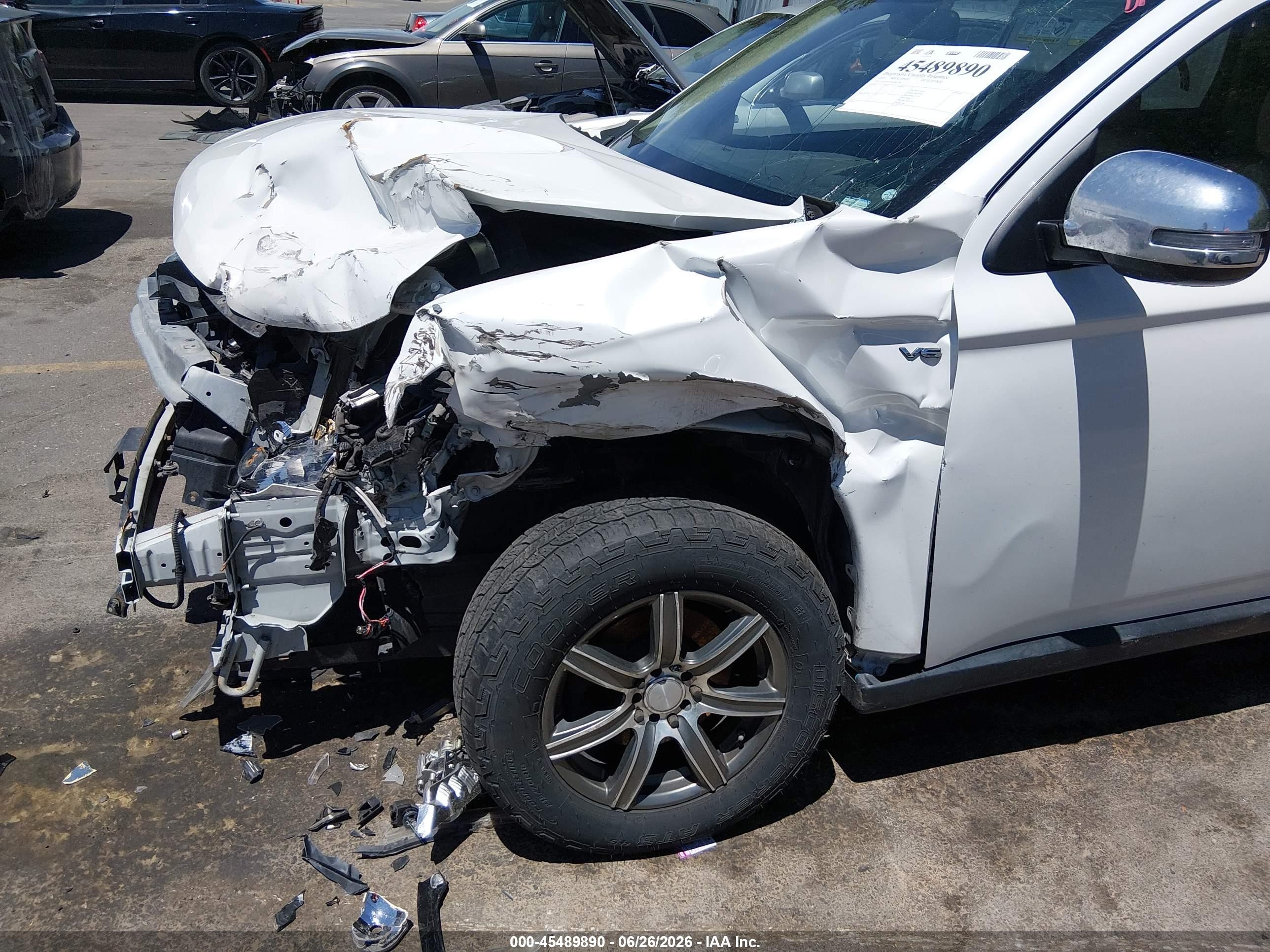2014 Mitsubishi Outlander Gt White vin: JA4JZ4AX3EZ001766