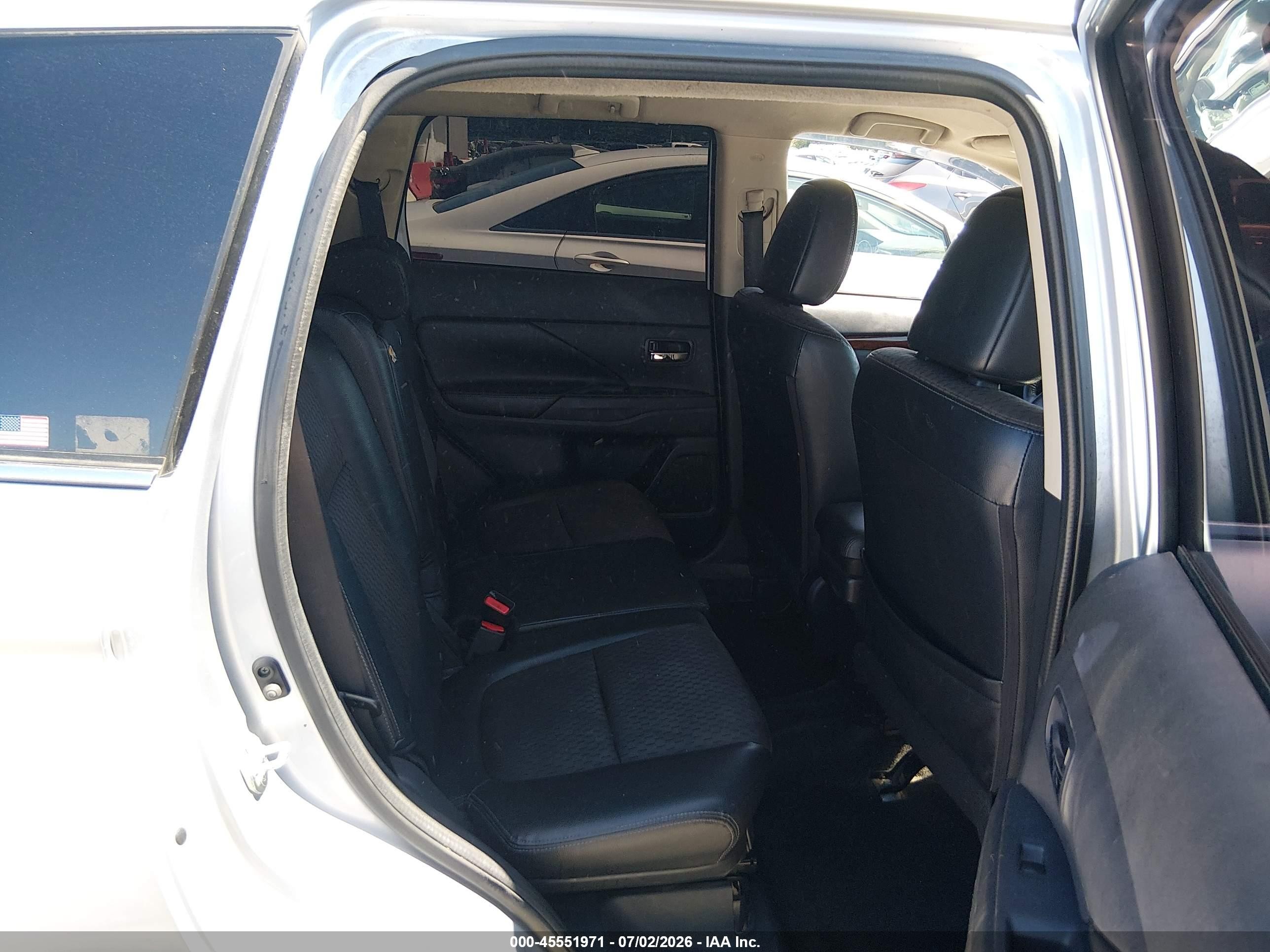 2015 Mitsubishi Outlander Gt Серебряный vin: JA4JZ4AX5FZ008798