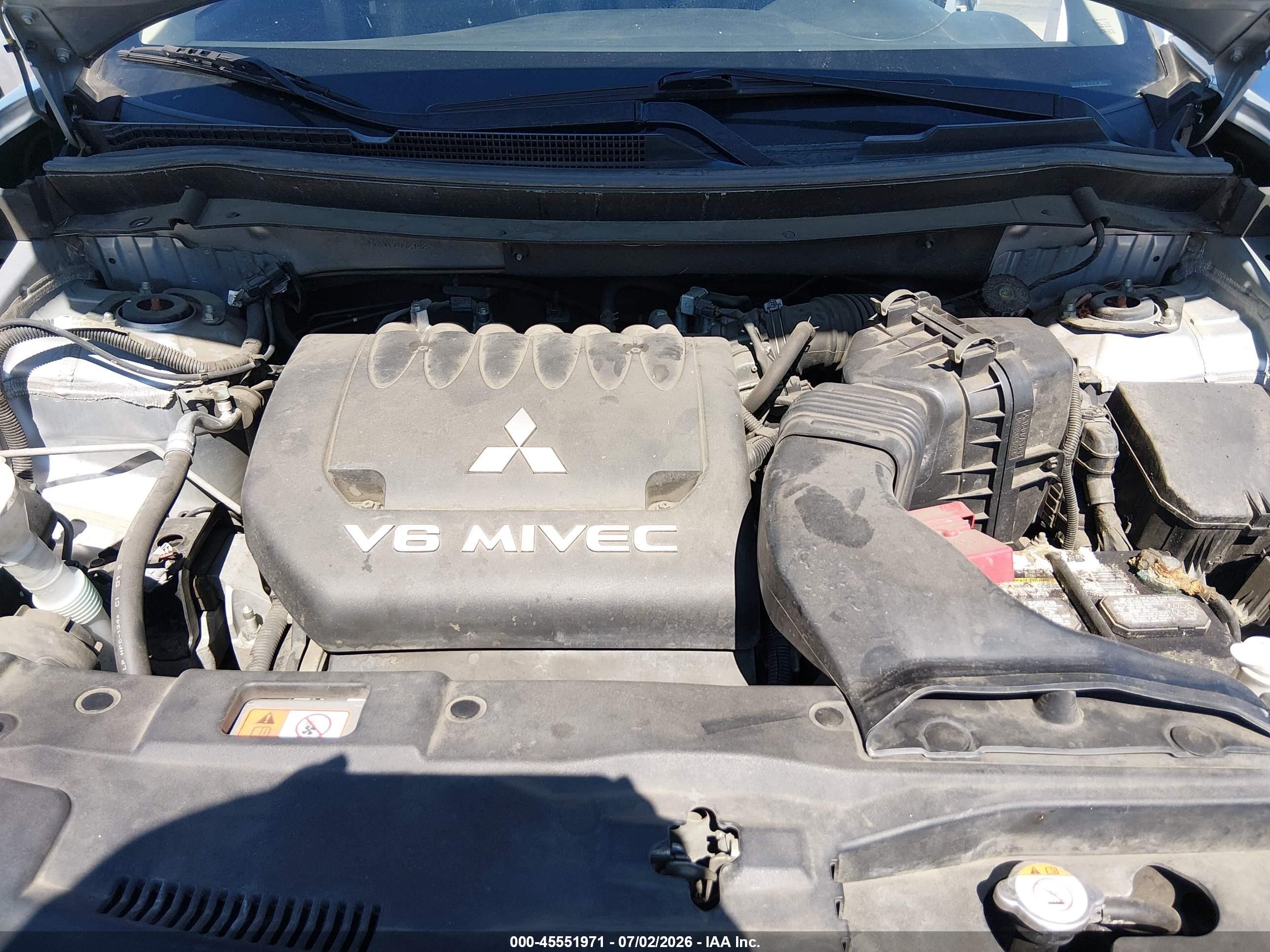 2015 Mitsubishi Outlander Gt Серебряный vin: JA4JZ4AX5FZ008798