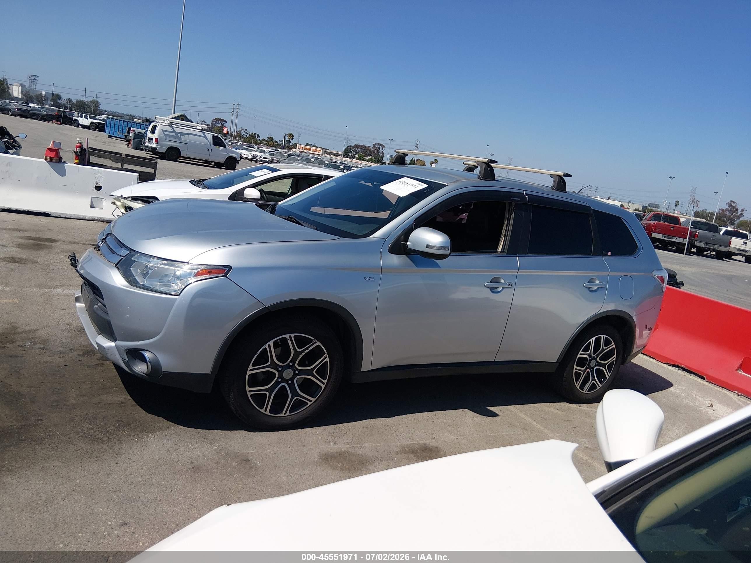 2015 Mitsubishi Outlander Gt Серебряный vin: JA4JZ4AX5FZ008798