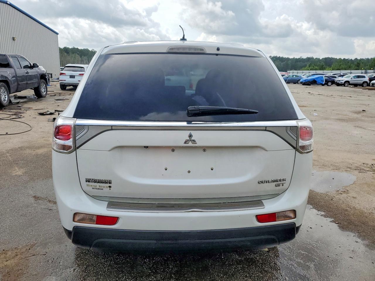 2014 Mitsubishi Outlander Gt White vin: JA4JZ4AX6EZ010414