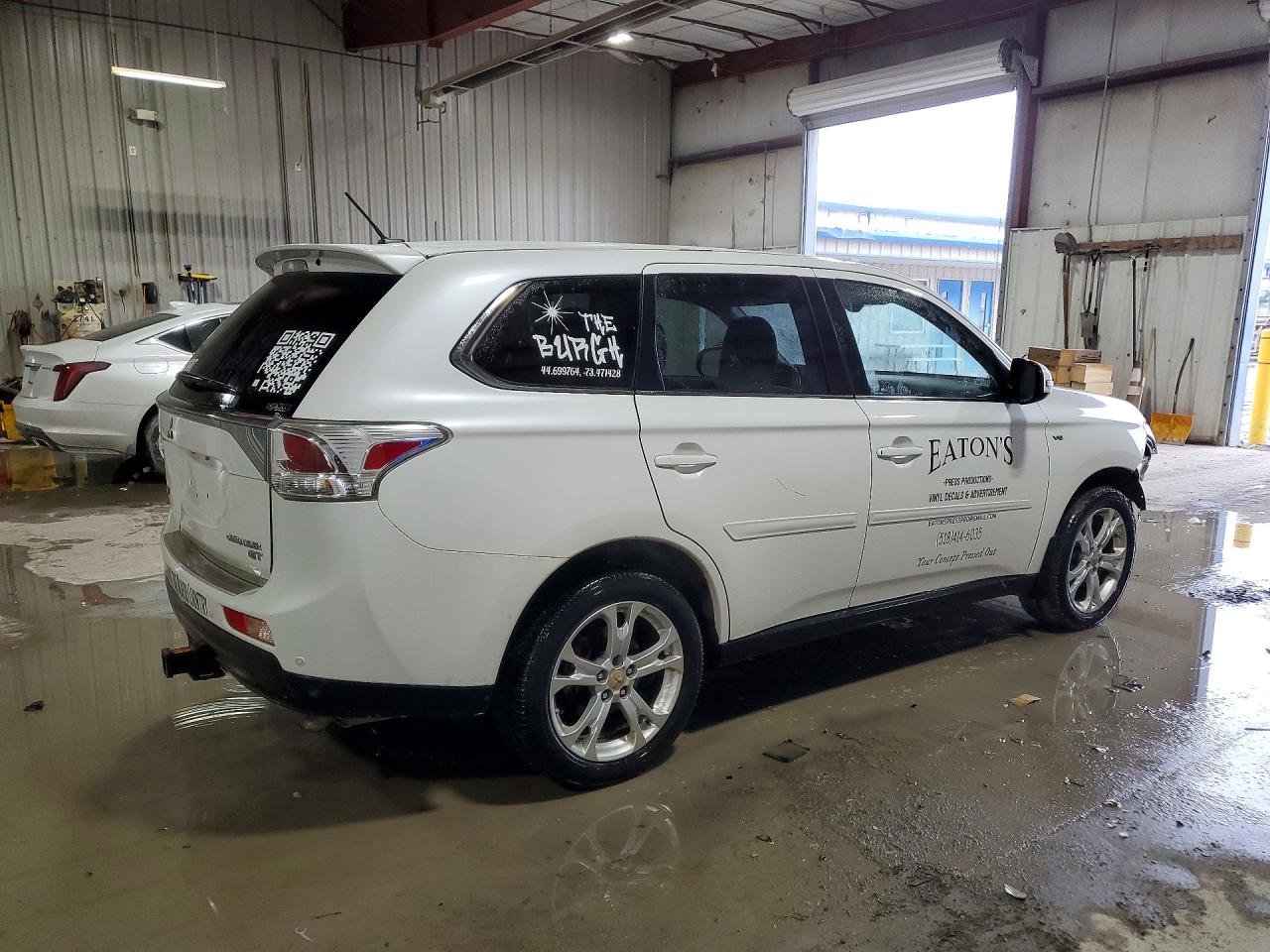 2014 Mitsubishi Outlander Gt White vin: JA4JZ4AX9EZ010570
