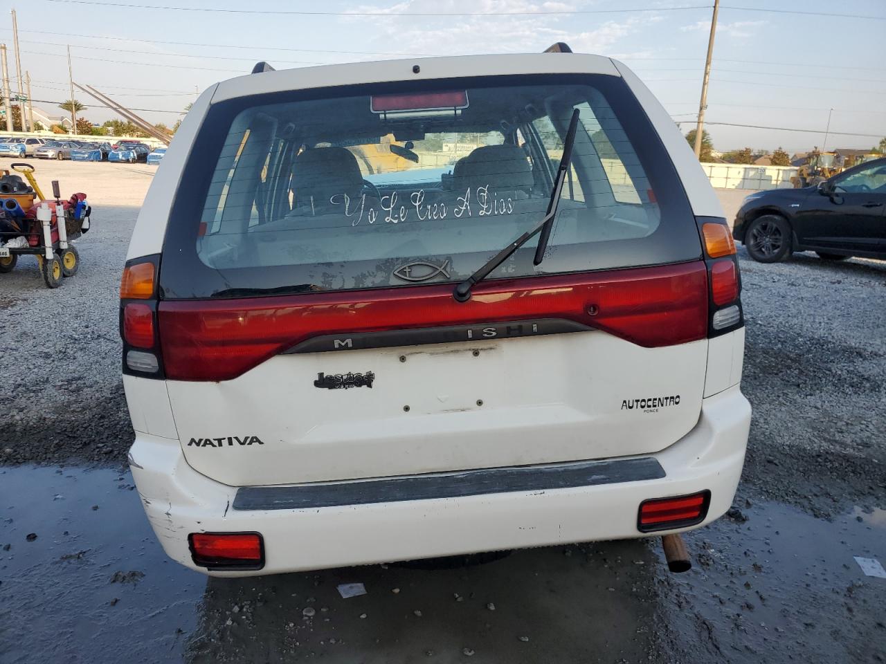 2002 Mitsubishi Montero Sport White vin: JA4LS21G02J018648