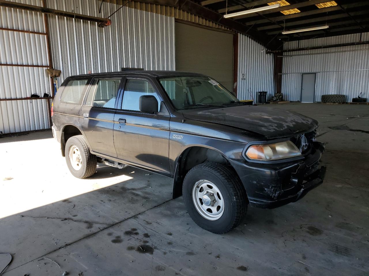 2000 Mitsubishi Montero Sport Es Black vin: JA4LS21H0YP017983