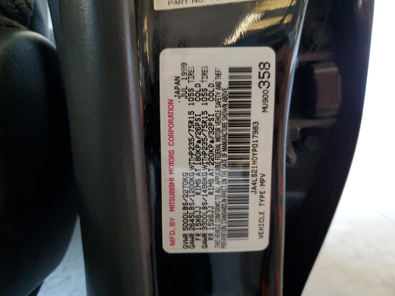 2000 Mitsubishi Montero Sport Es Black vin: JA4LS21H0YP017983