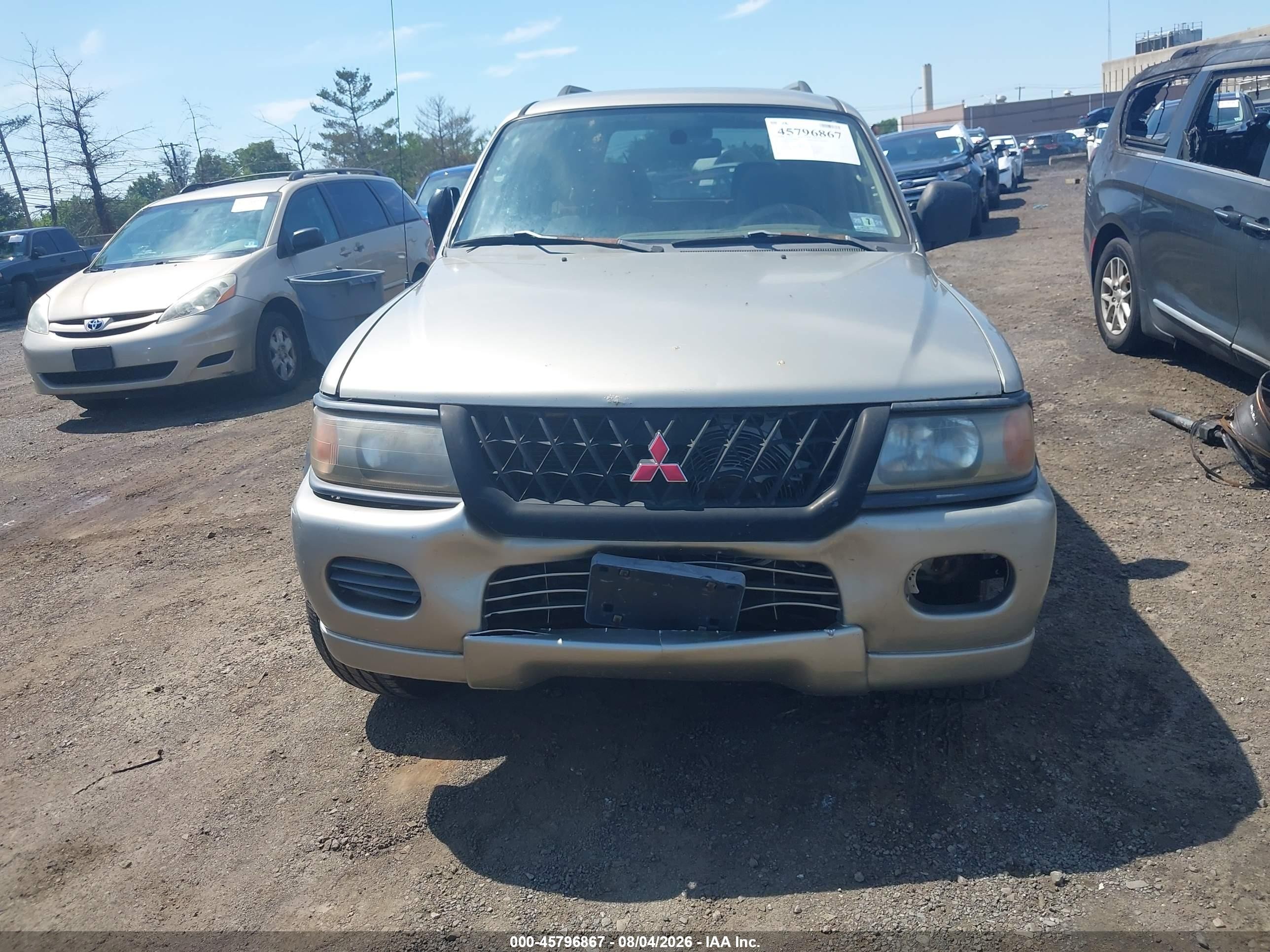 2001 Mitsubishi Montero Sport Es/ls Beige vin: JA4LS21H31P041104